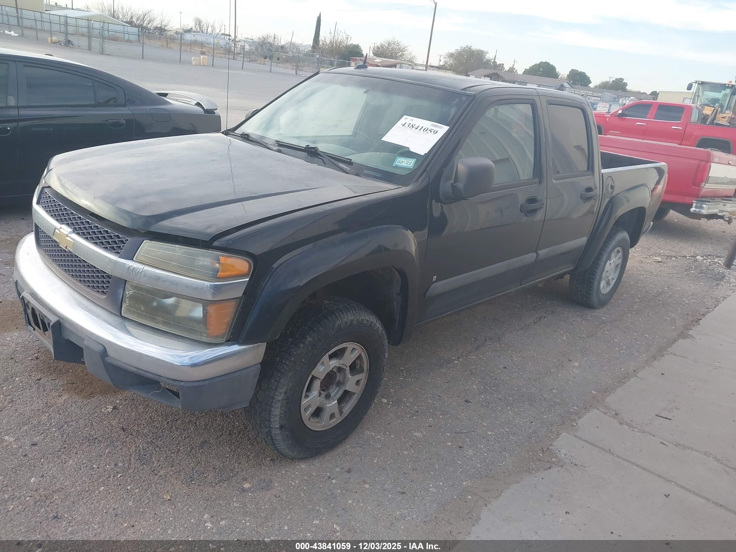 CHEVROLET COLORADO image 2