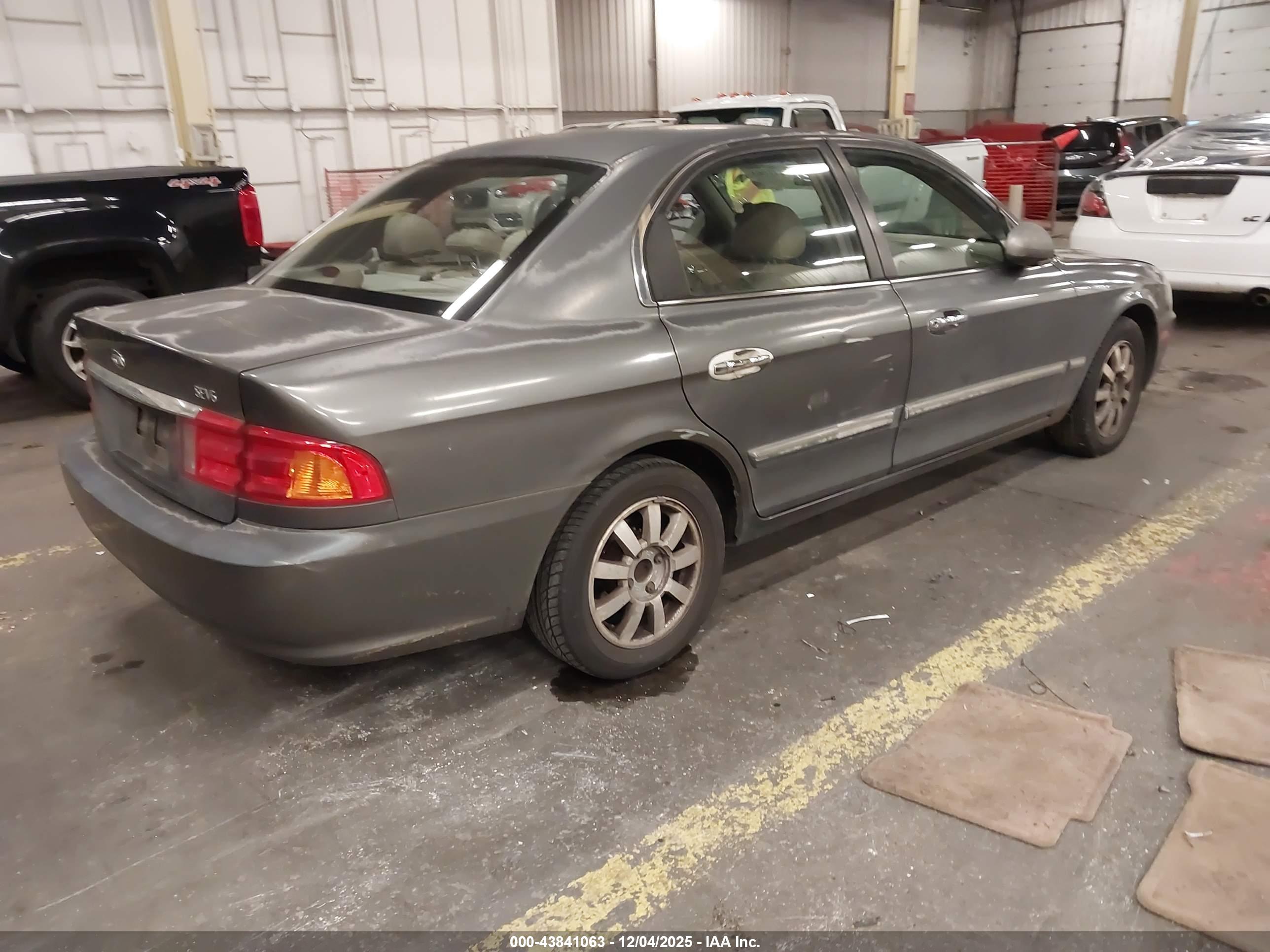 KIA OPTIMA image 4