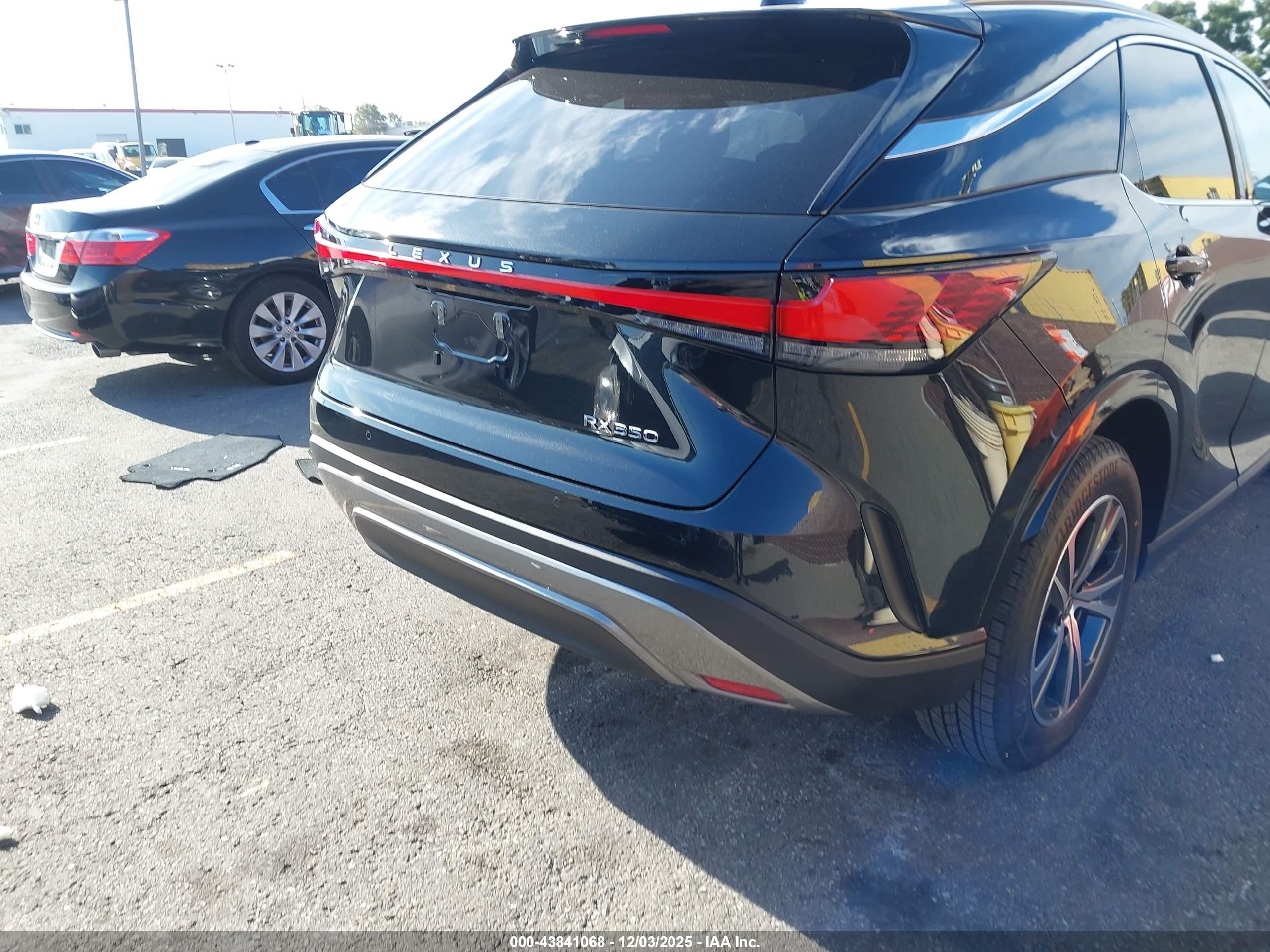 LEXUS RX image 4