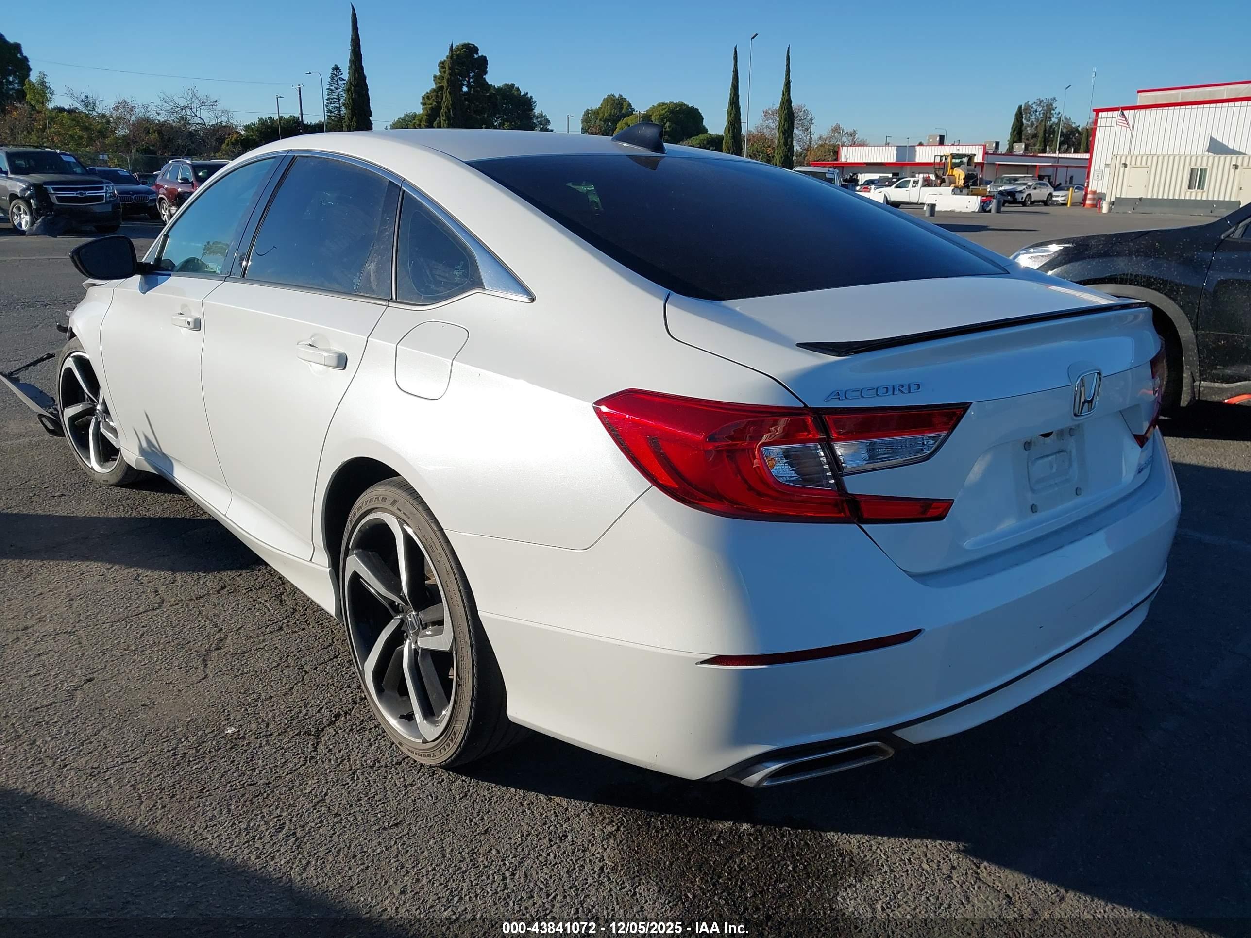 HONDA ACCORD image 3
