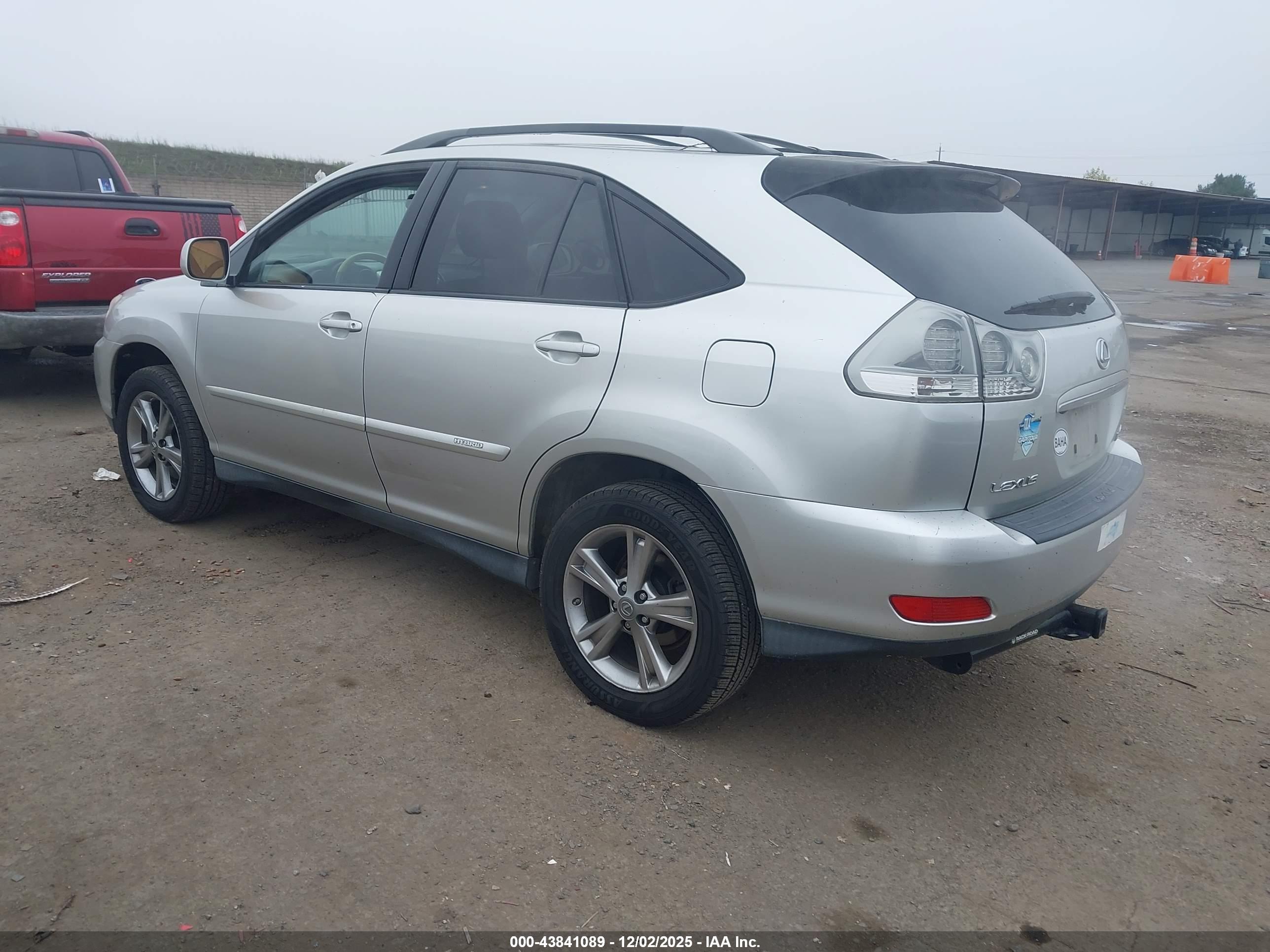 LEXUS RX image 3