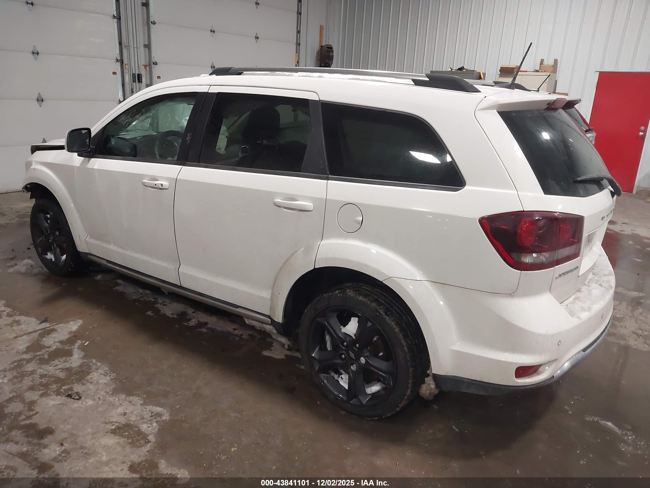 DODGE JOURNEY image 3