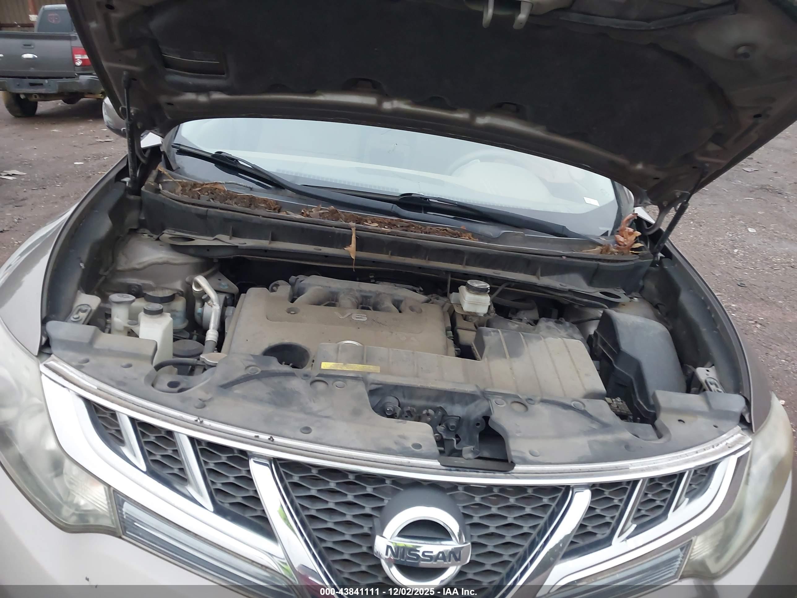 NISSAN MURANO image 10