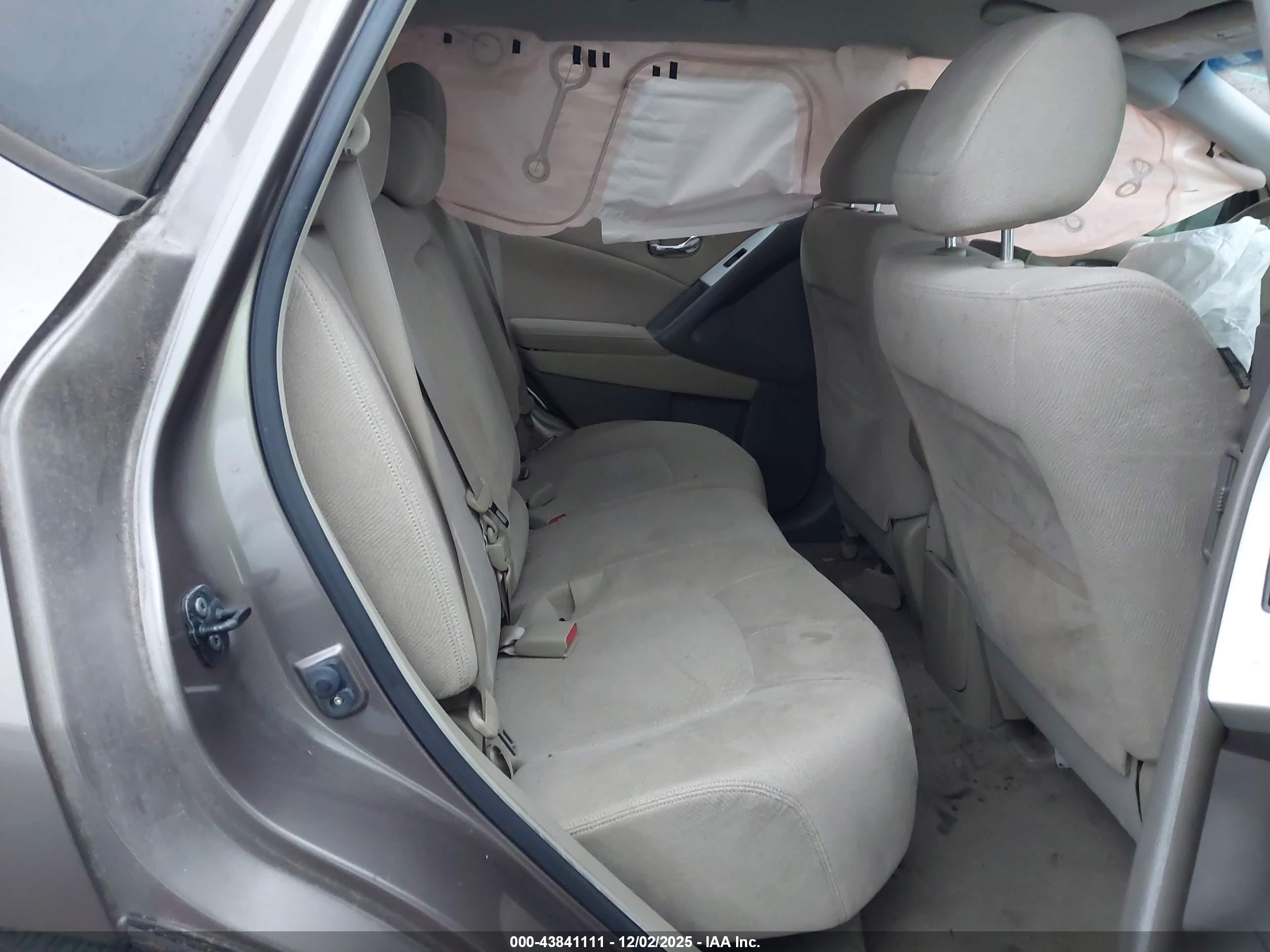 NISSAN MURANO image 8