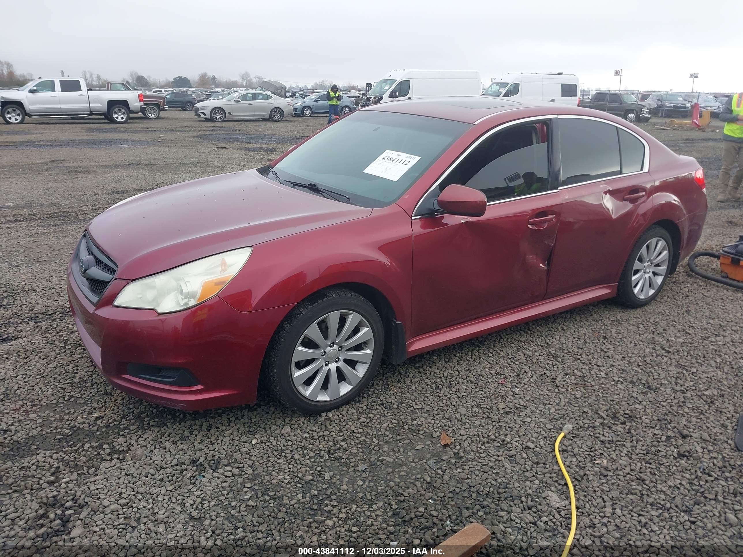 SUBARU LEGACY image 2