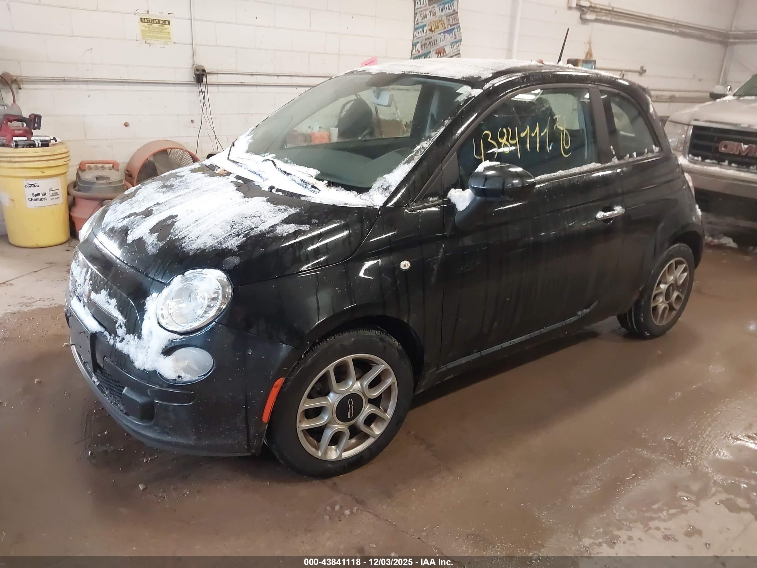 FIAT 500 image 2
