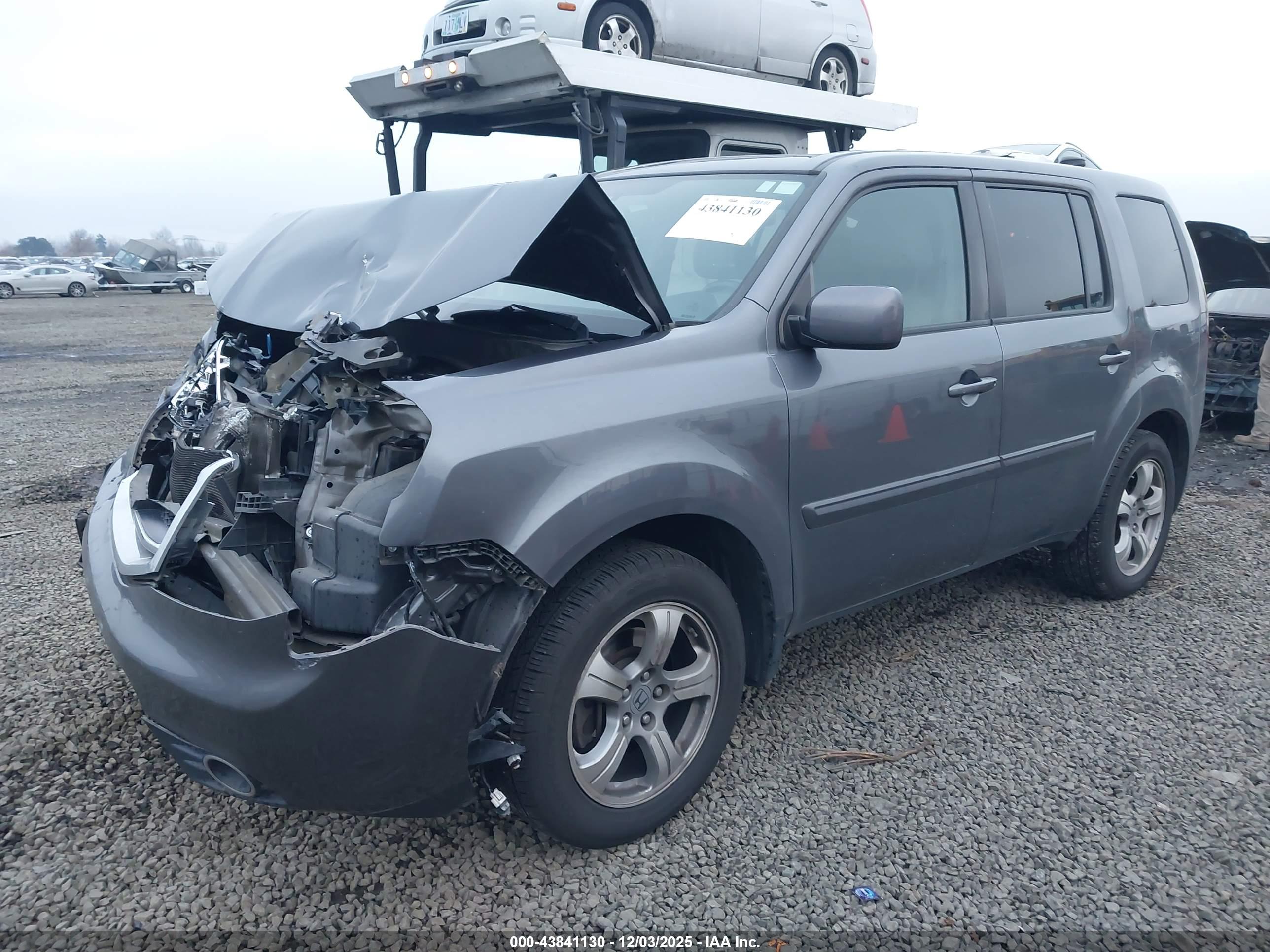 HONDA PILOT image 2