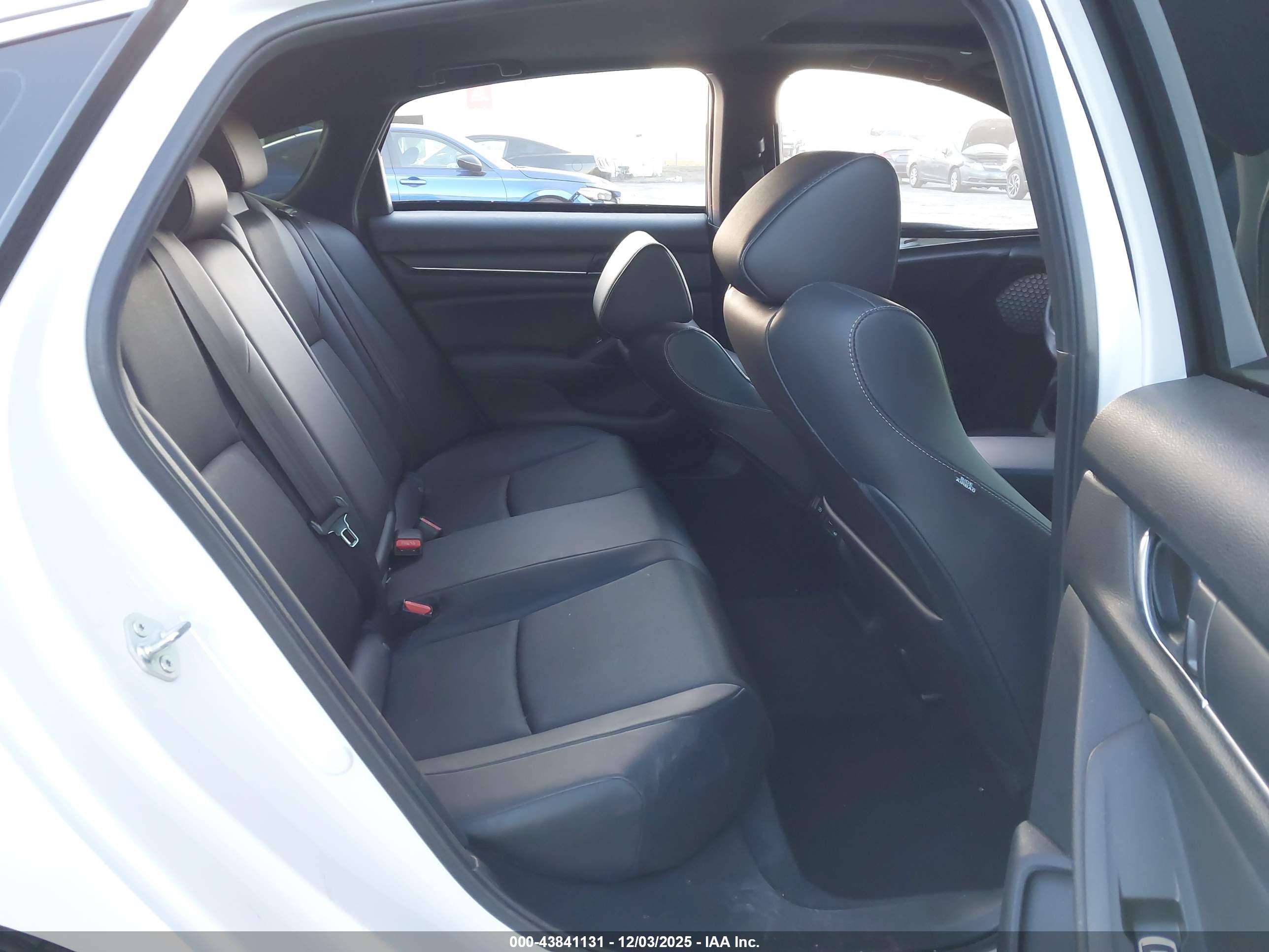 HONDA ACCORD image 8