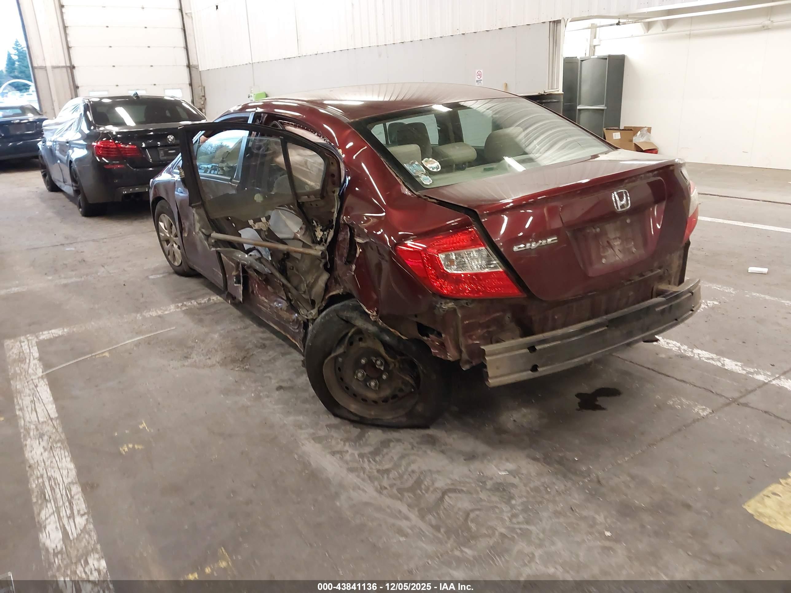HONDA CIVIC image 3