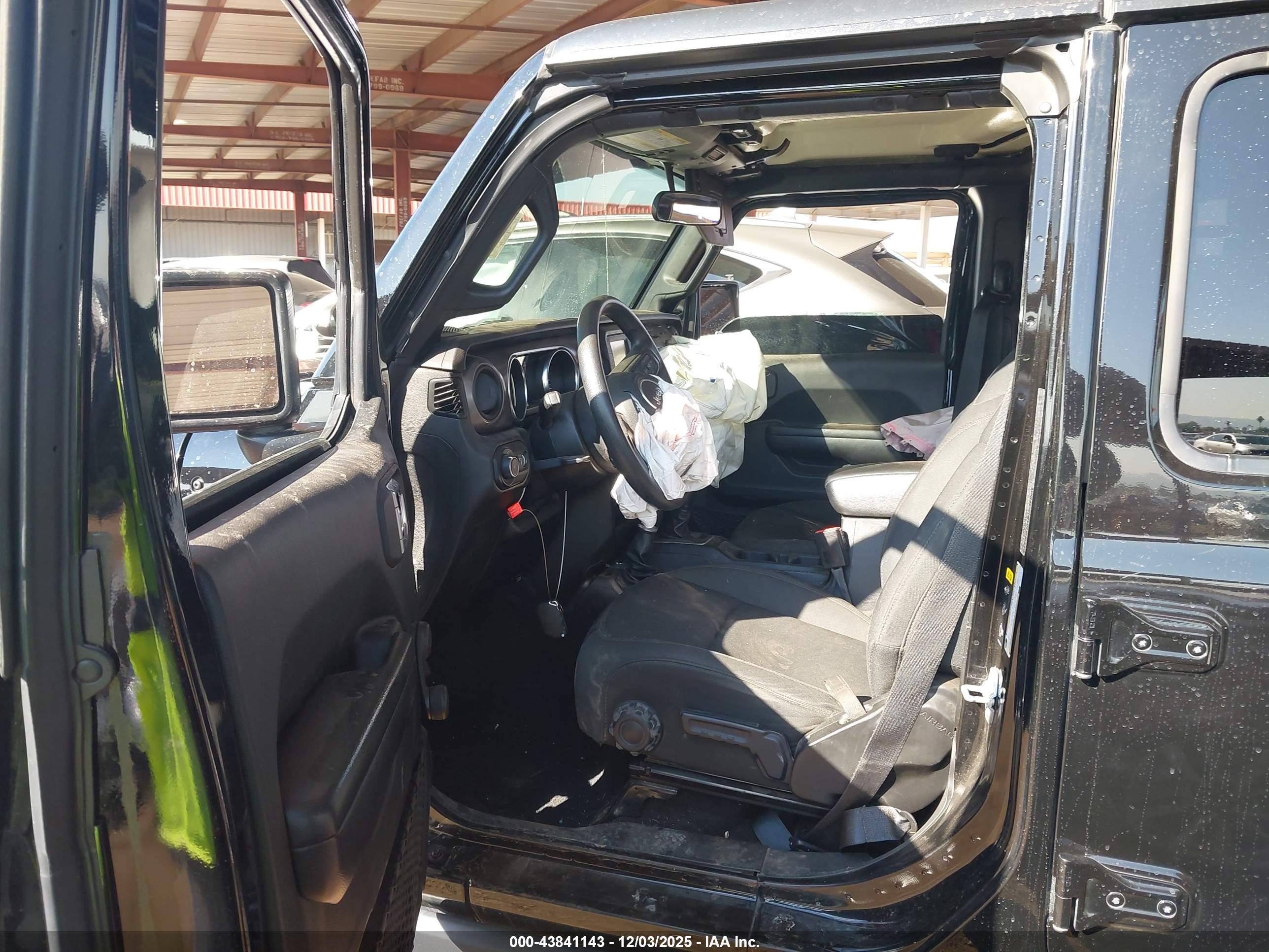 JEEP WRANGLER image 5