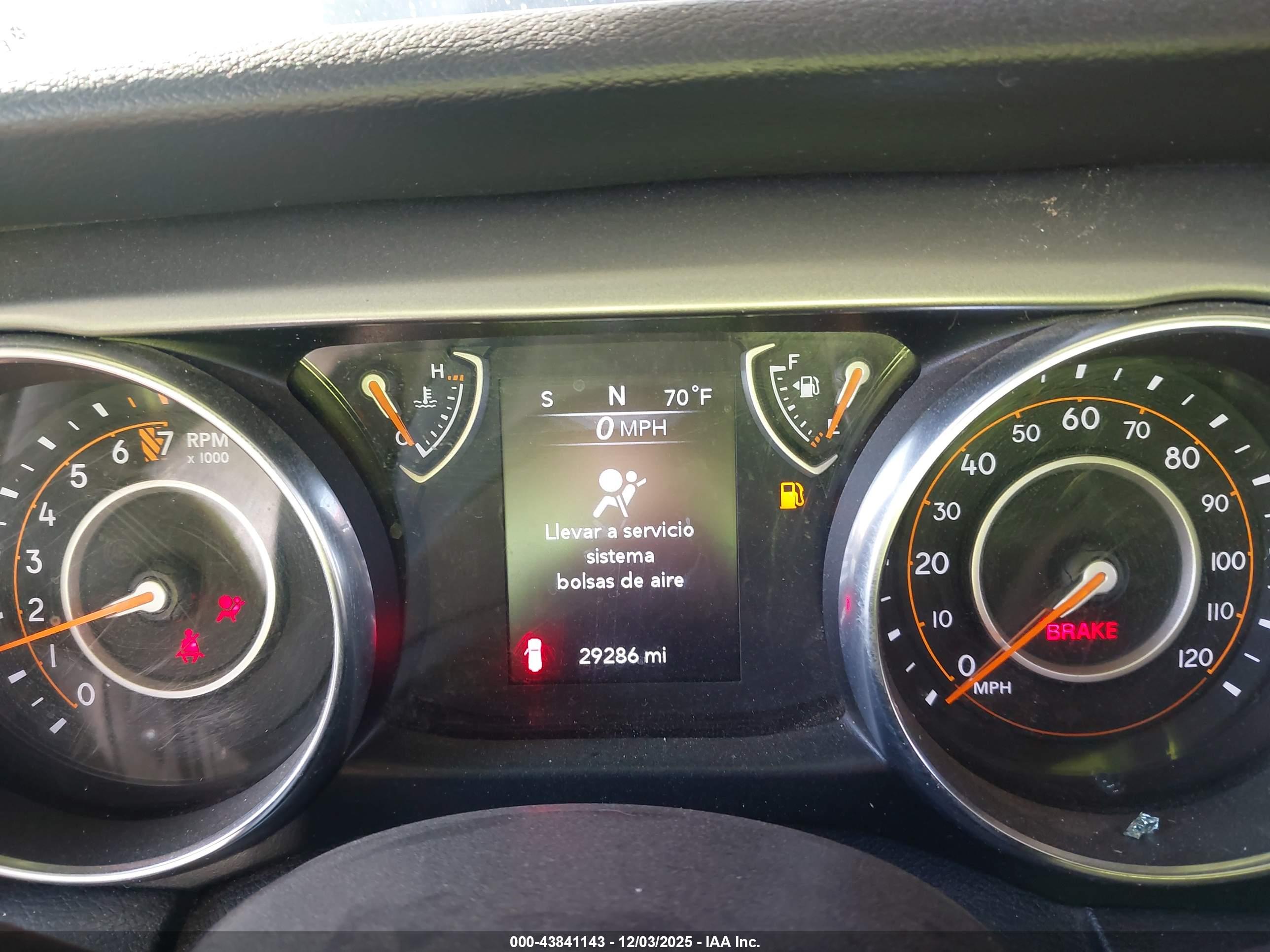 JEEP WRANGLER image 7