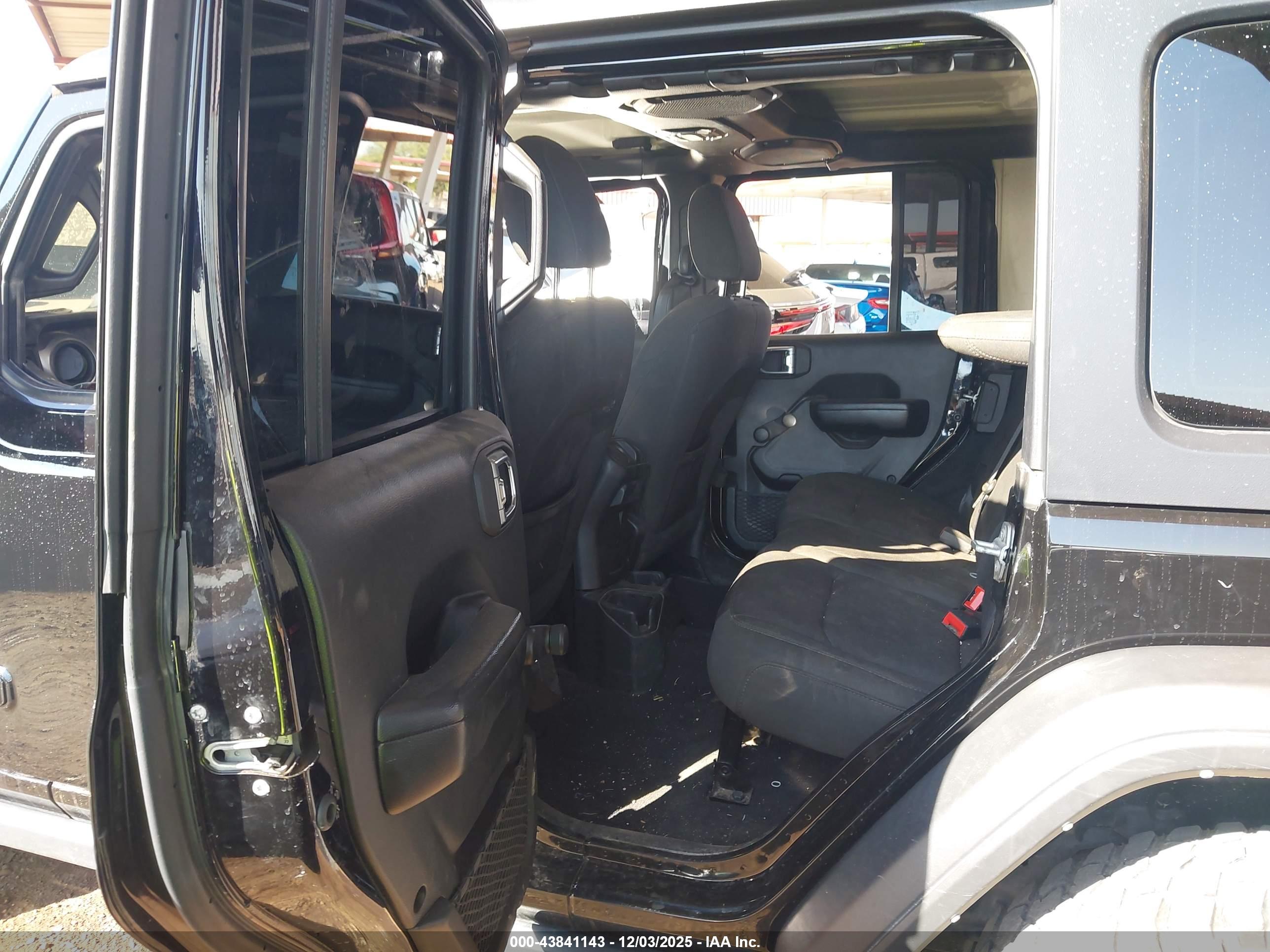 JEEP WRANGLER image 8