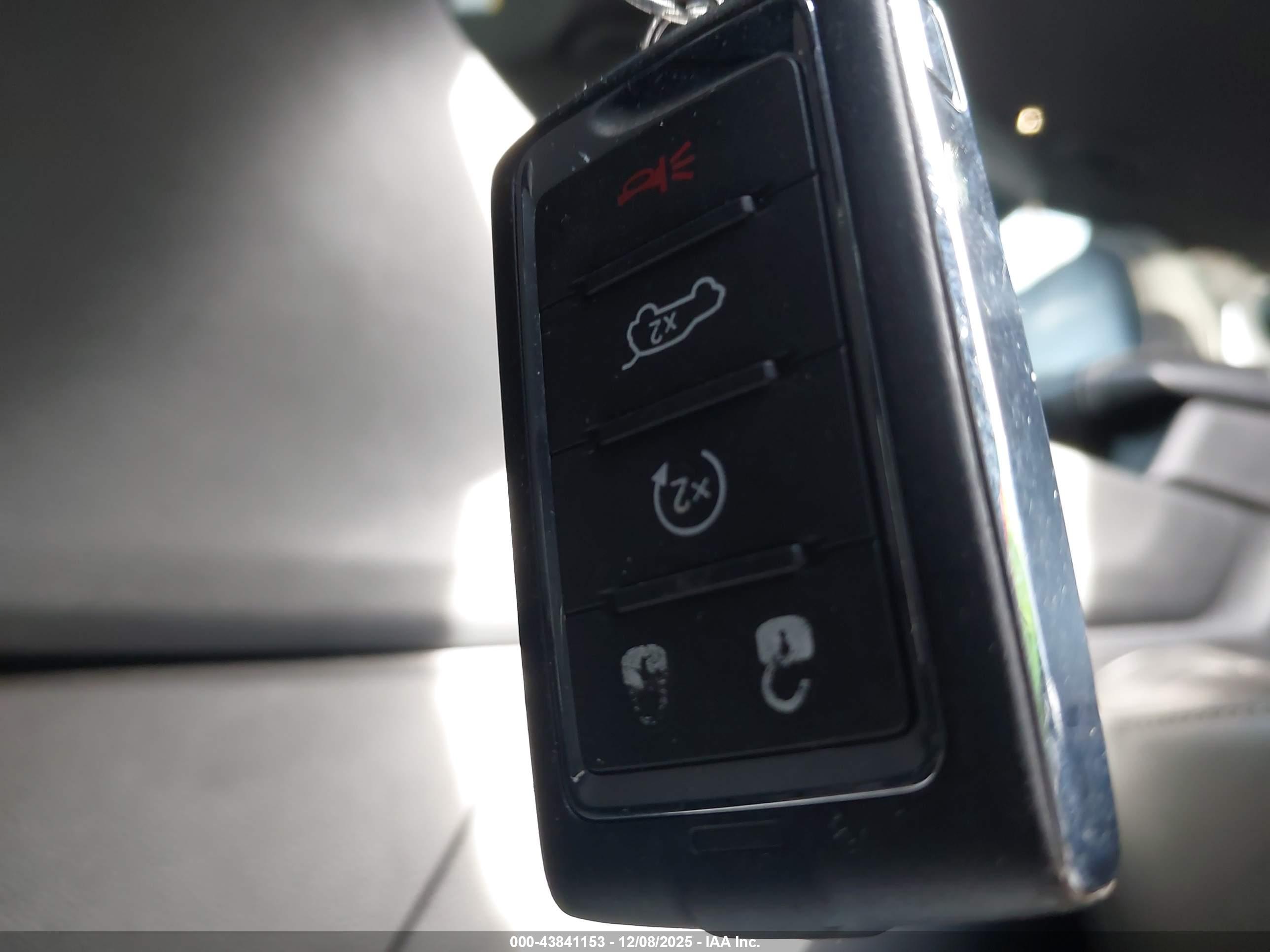 JEEP GRAND image 11