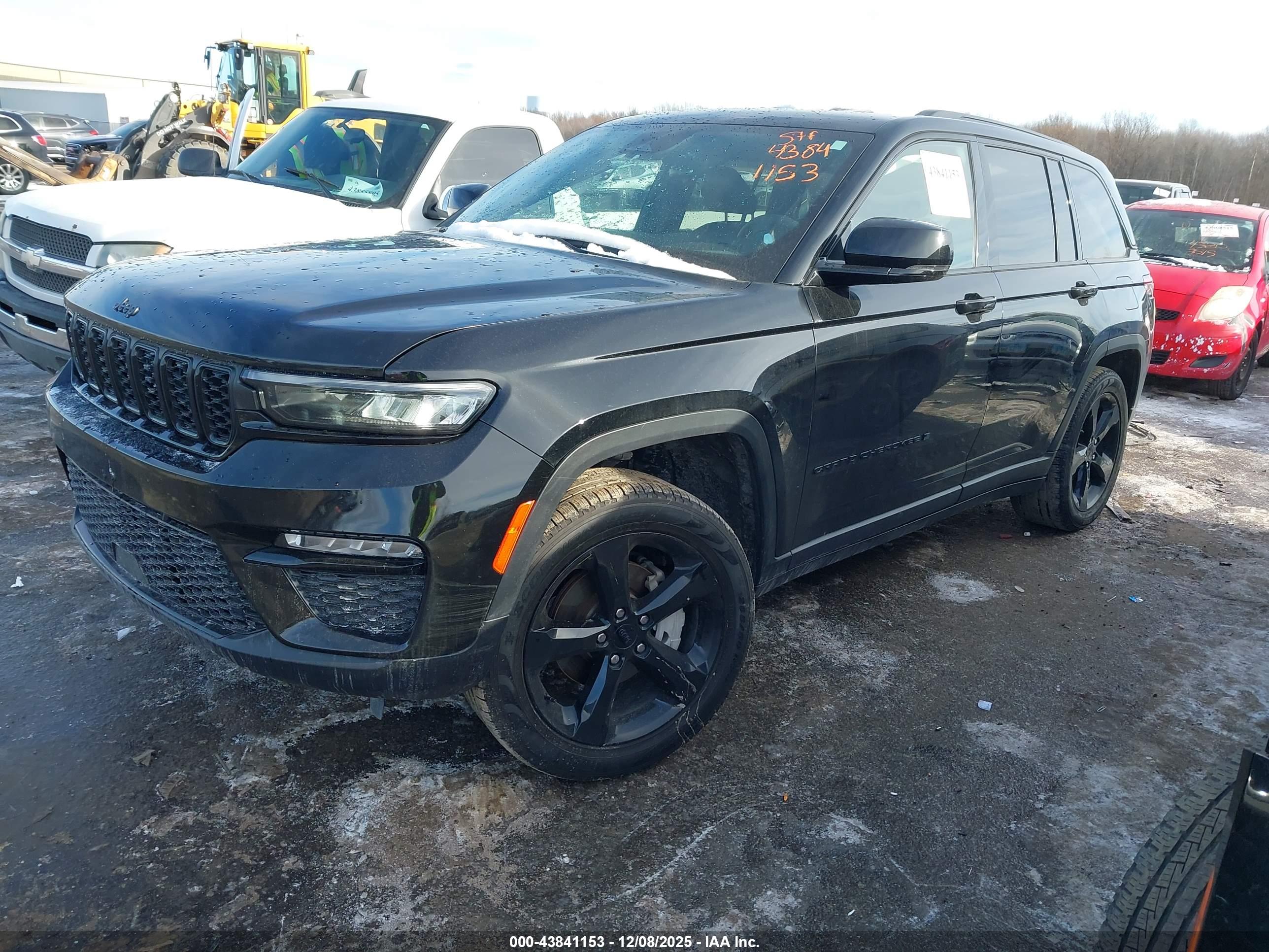JEEP GRAND image 2