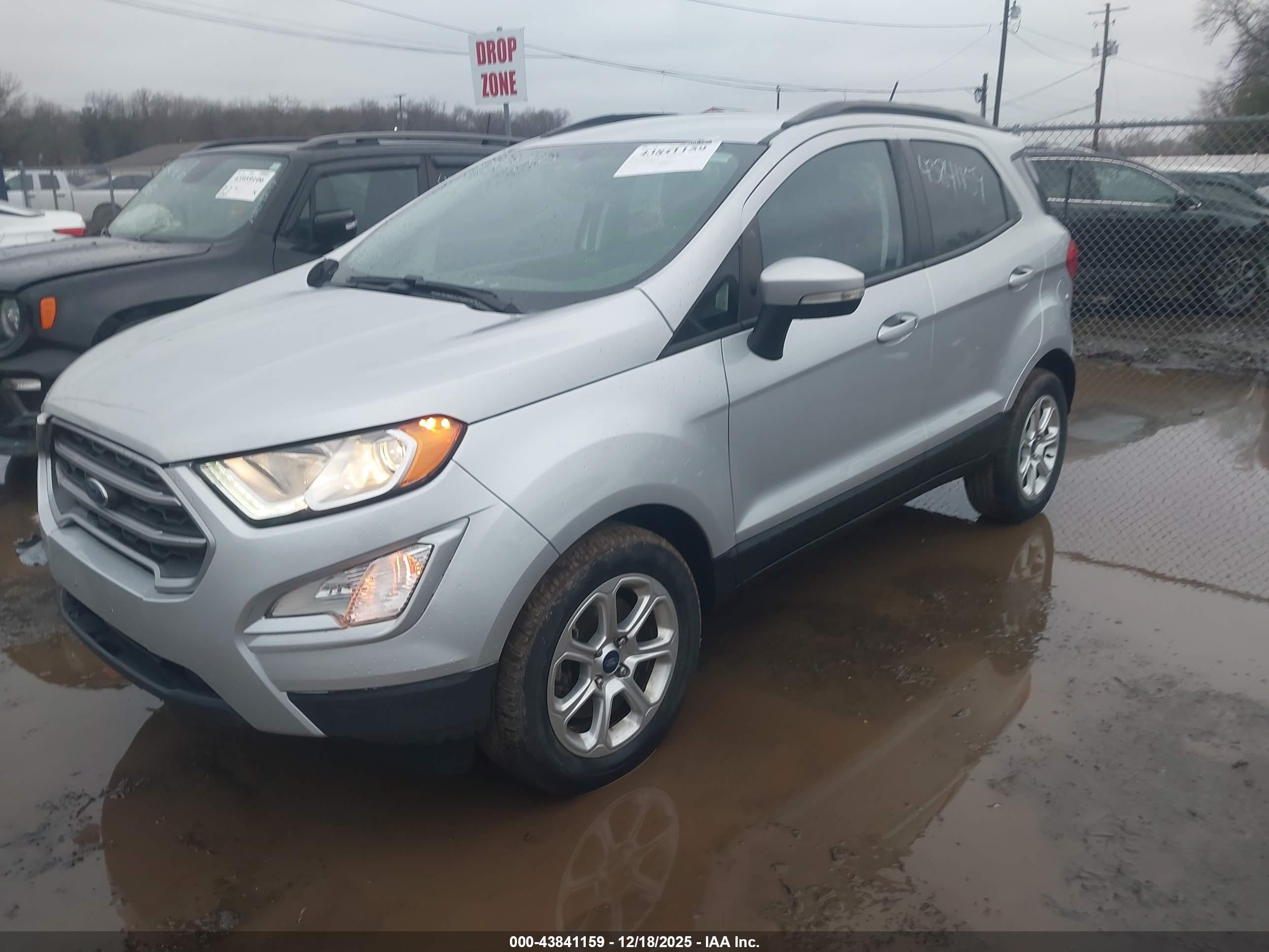 FORD ECOSPORT image 2