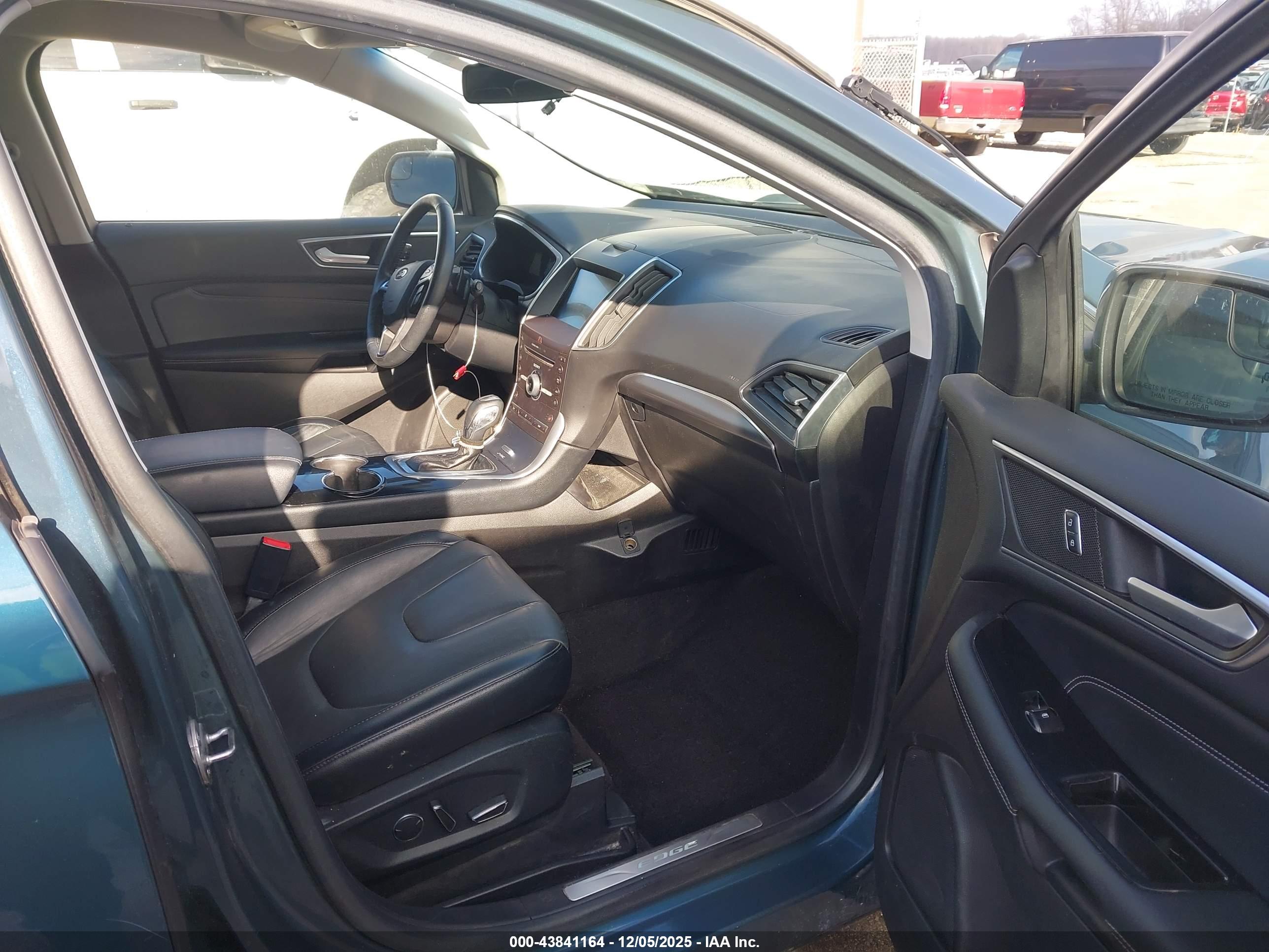 FORD EDGE image 5