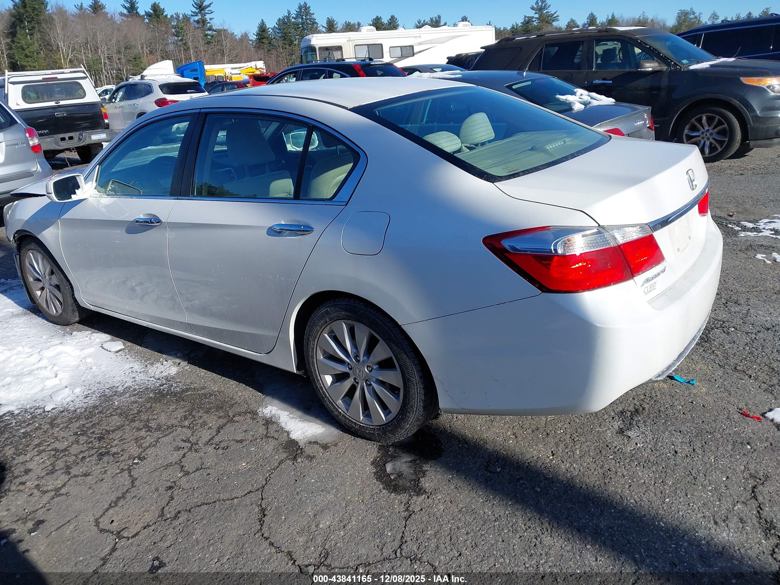 HONDA ACCORD image 3