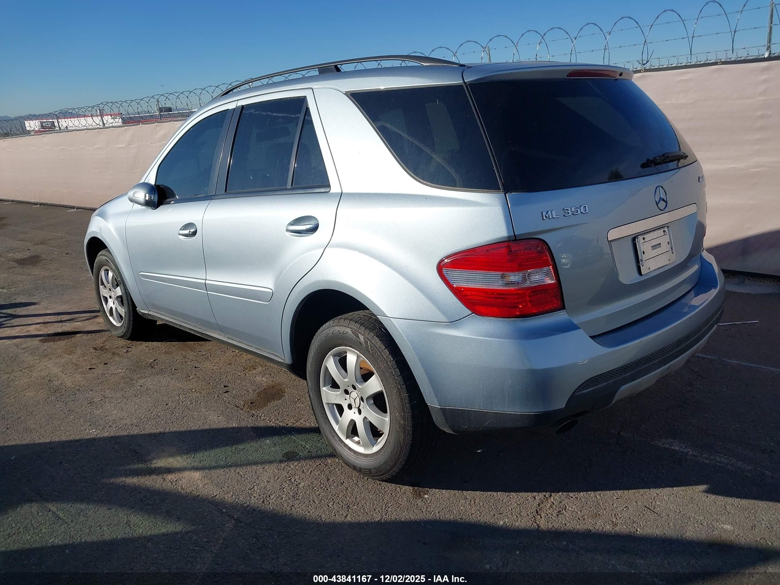 MERCEDES-BENZ ML image 3
