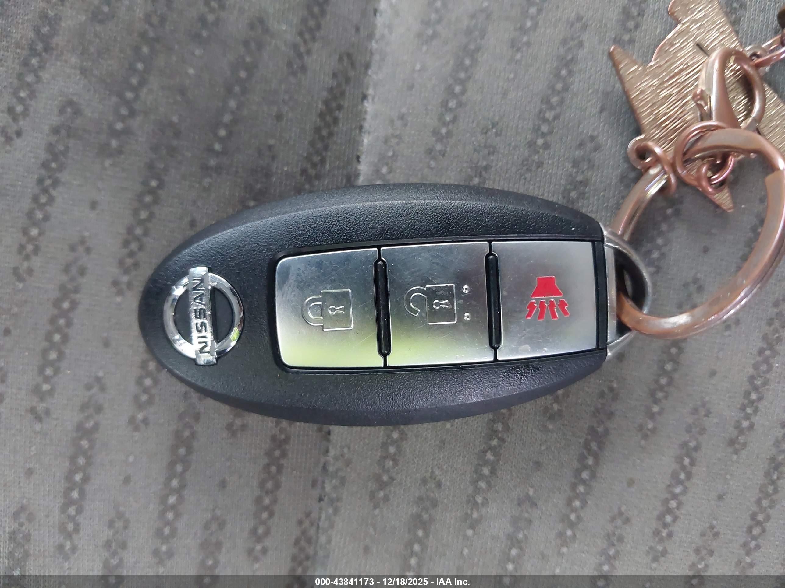 NISSAN QUEST image 11
