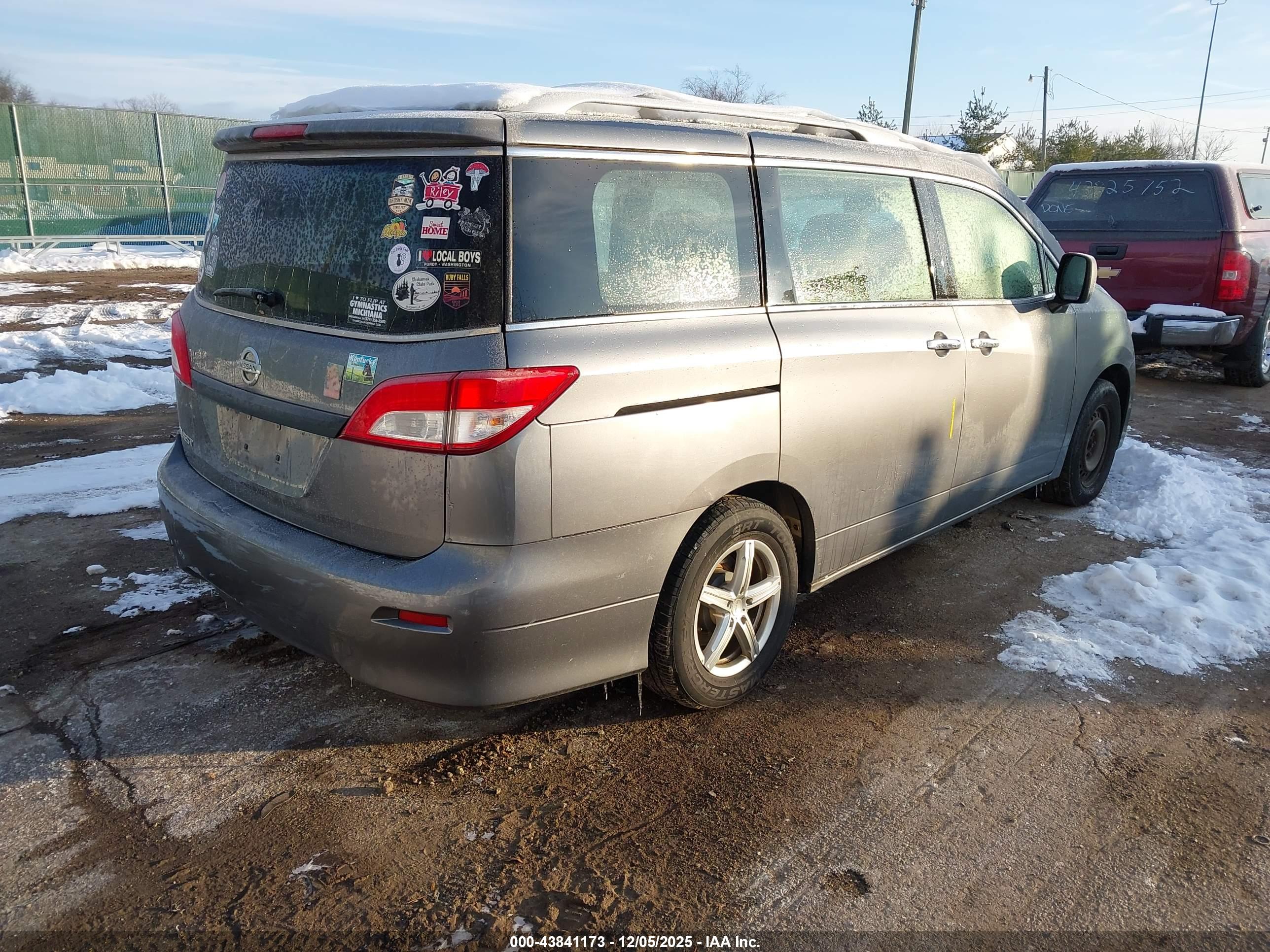 NISSAN QUEST image 4