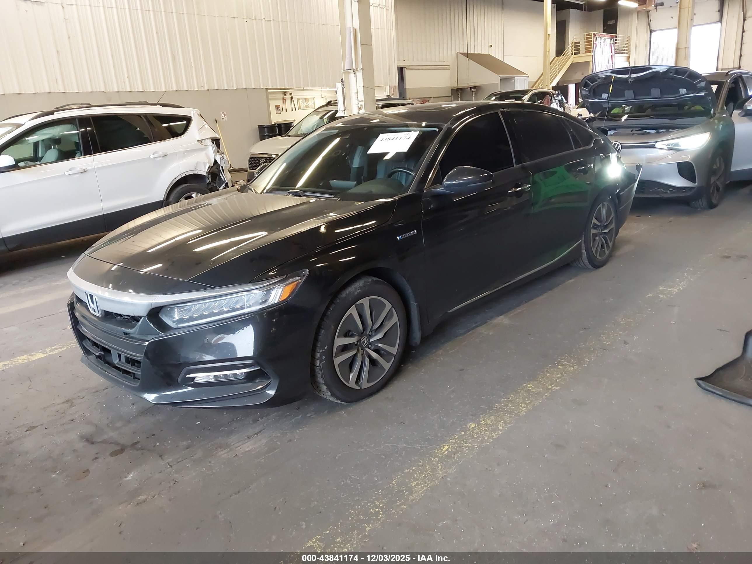 HONDA ACCORD image 2