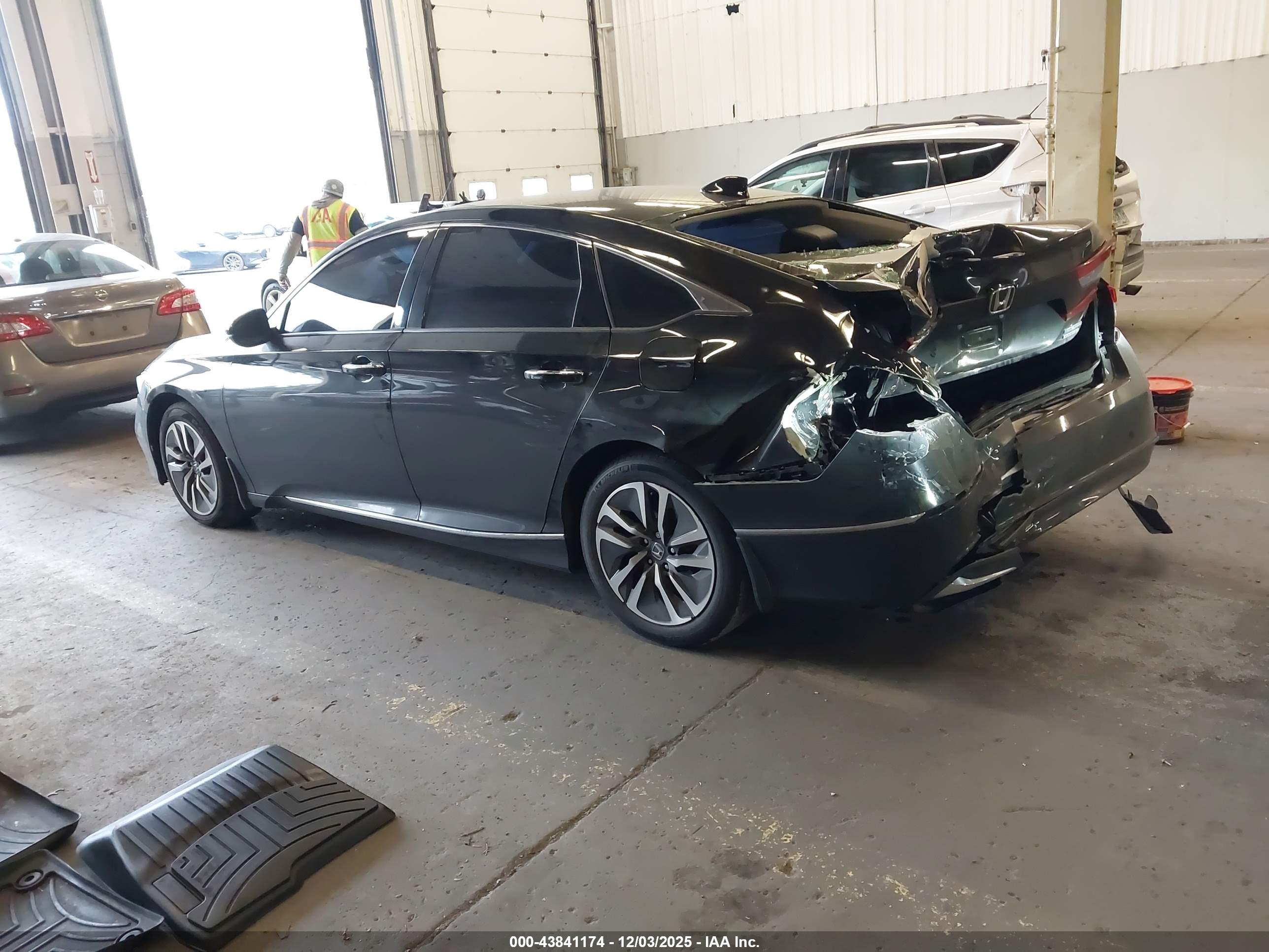HONDA ACCORD image 3