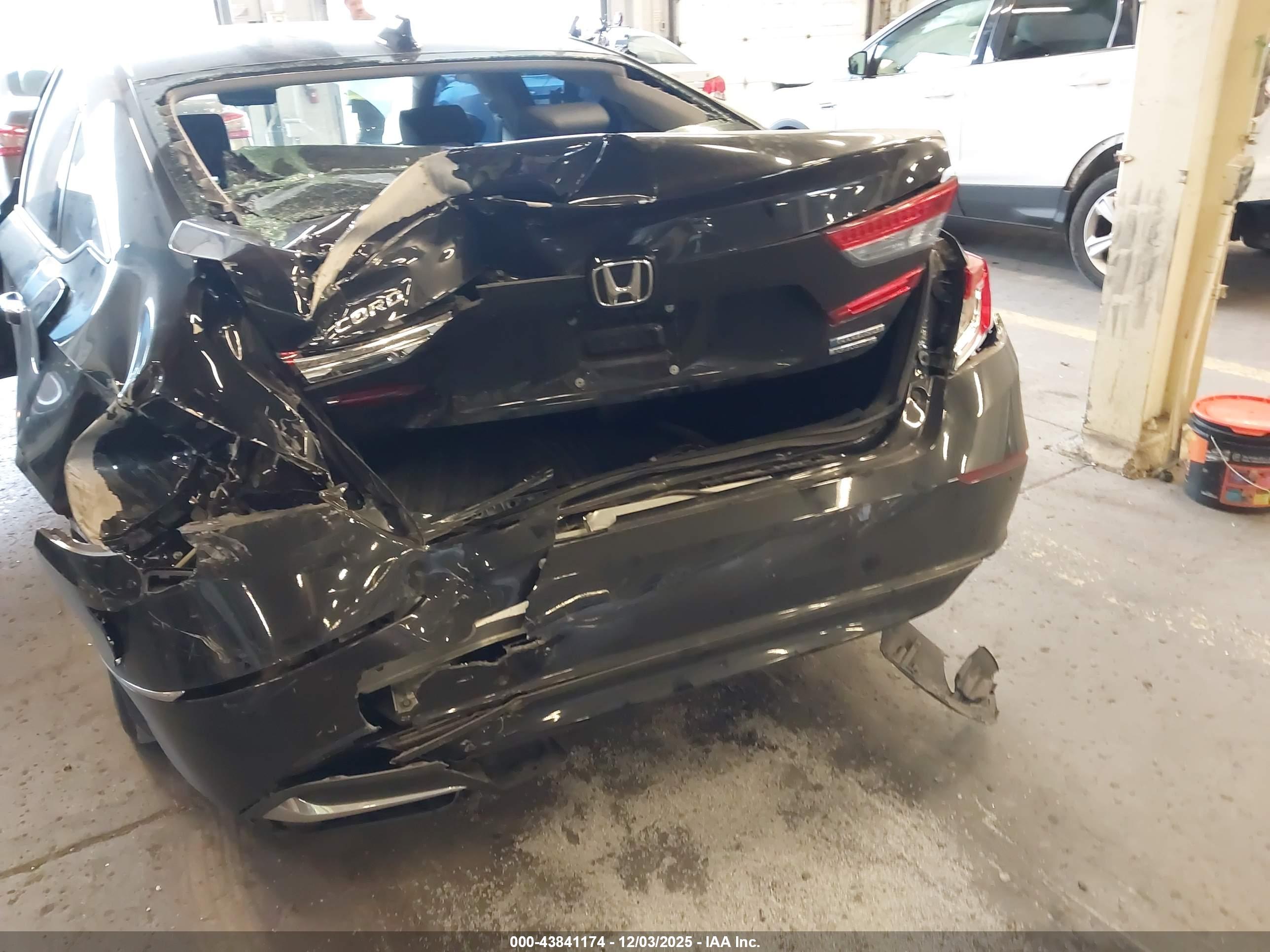 HONDA ACCORD image 6