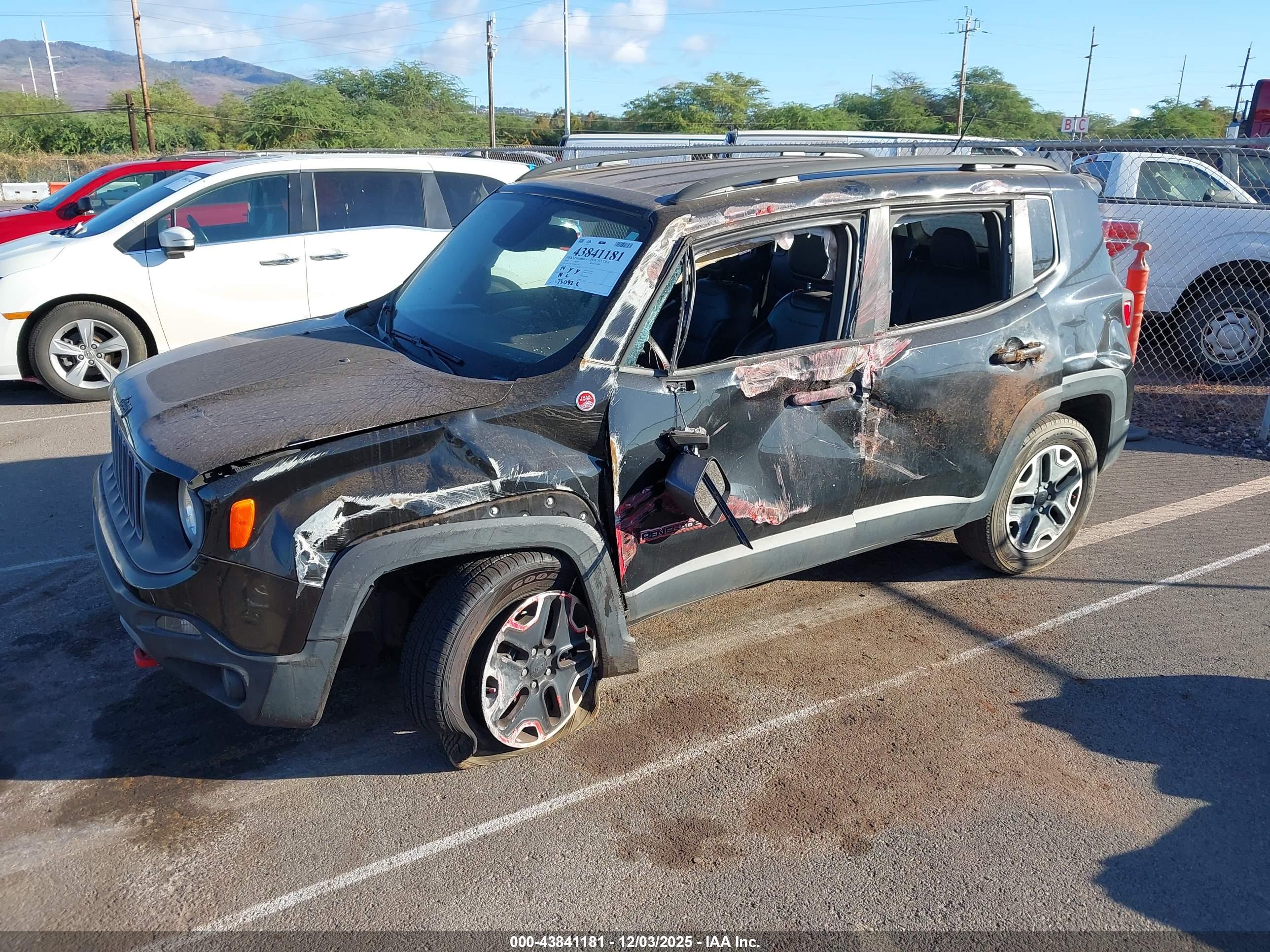 JEEP RENEGADE image 2