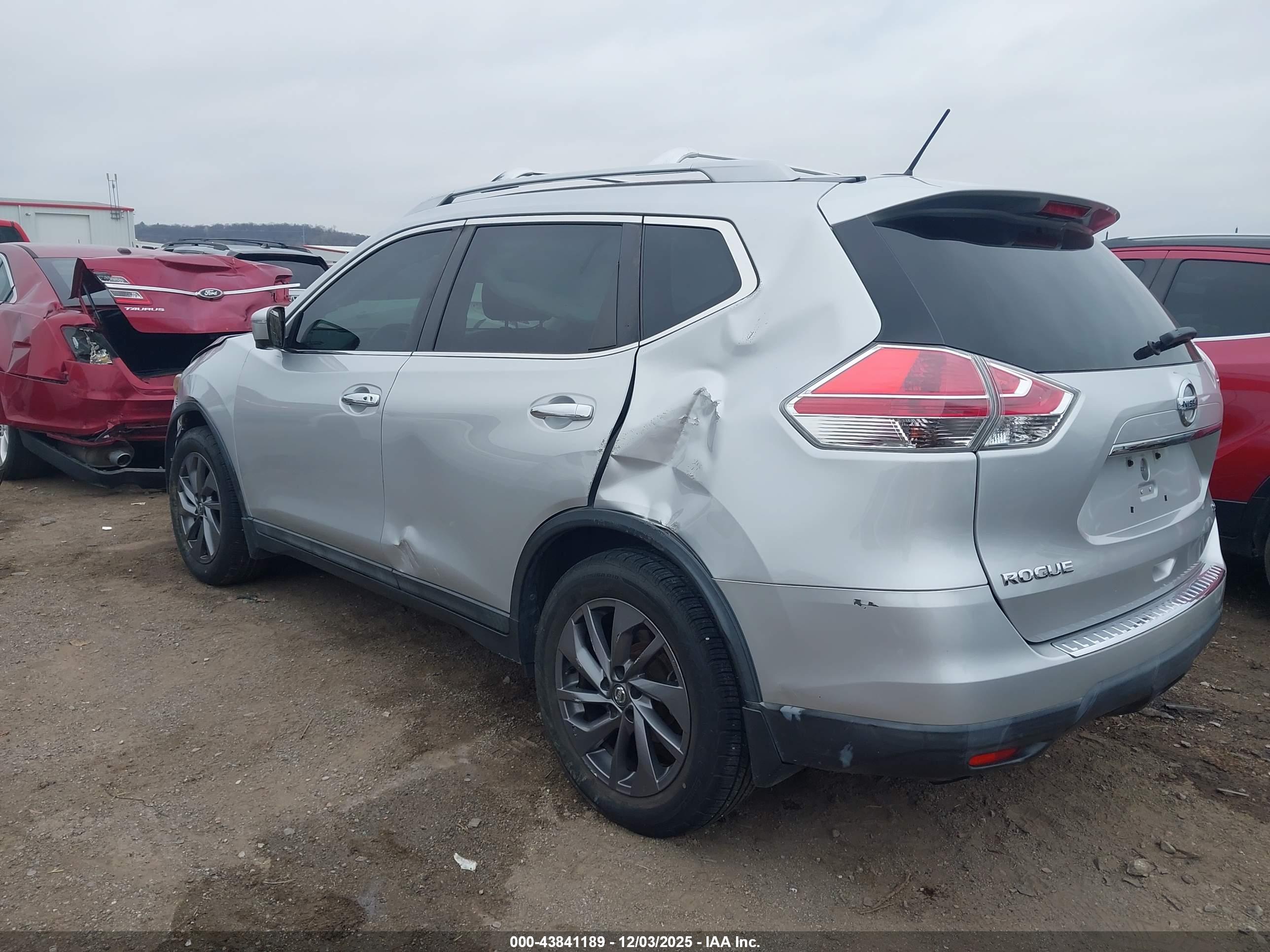 NISSAN ROGUE image 6