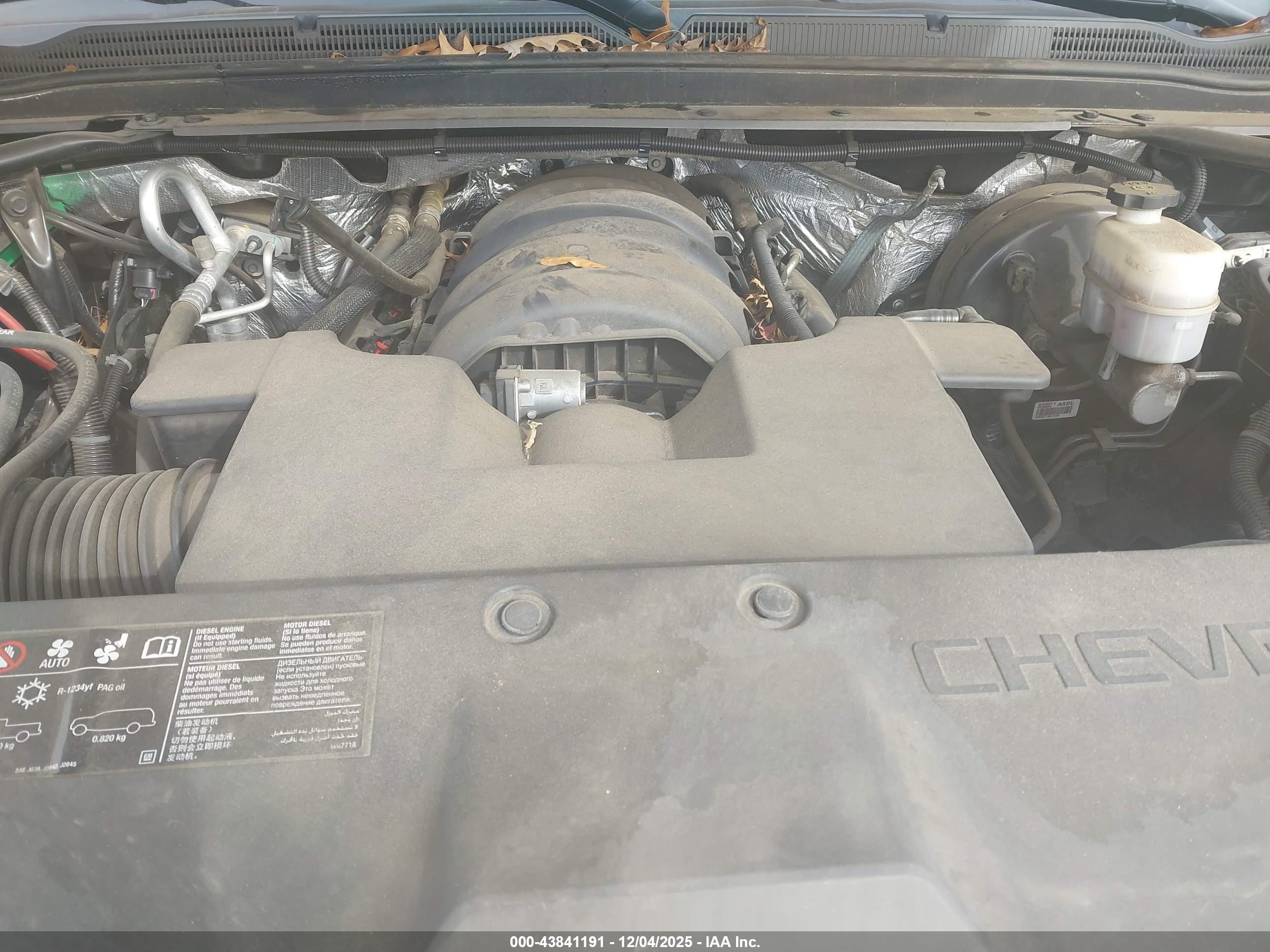 CHEVROLET TAHOE image 10