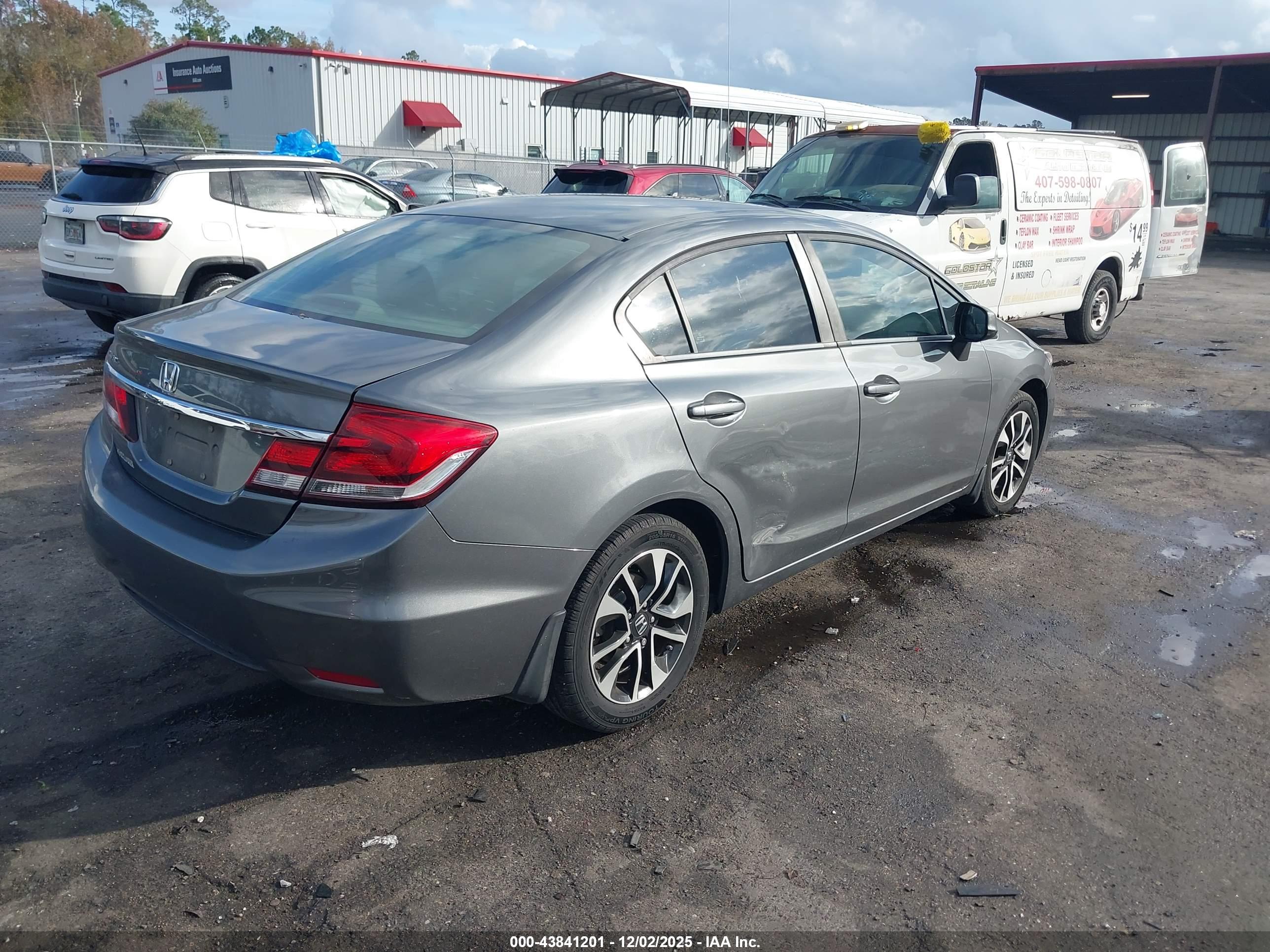 HONDA CIVIC image 4