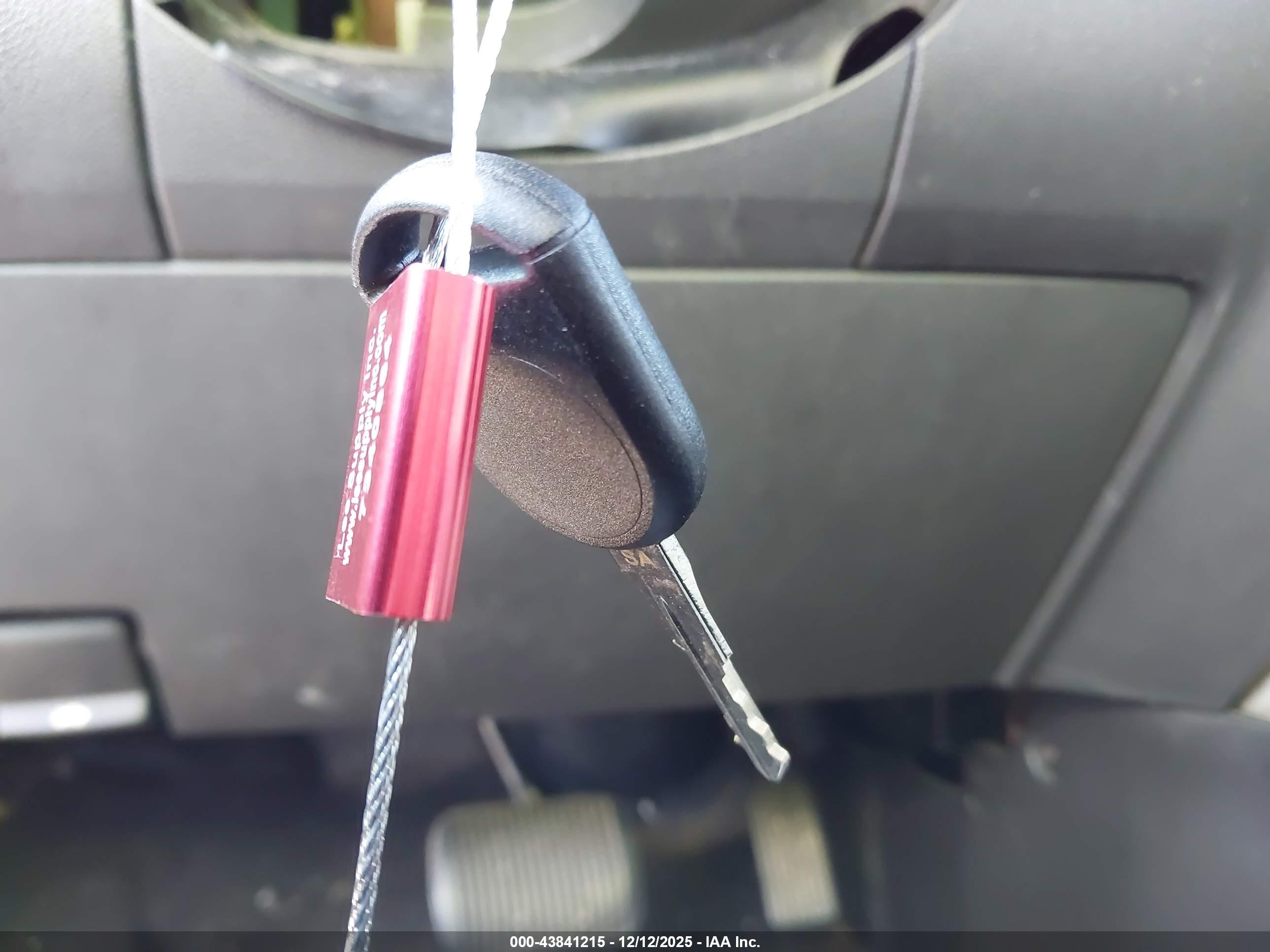 FORD ESCAPE image 11