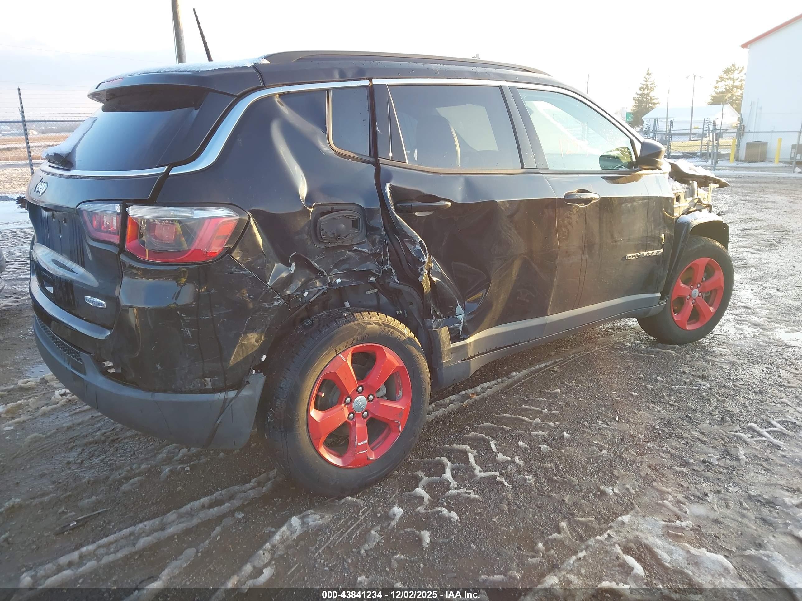 JEEP COMPASS image 4