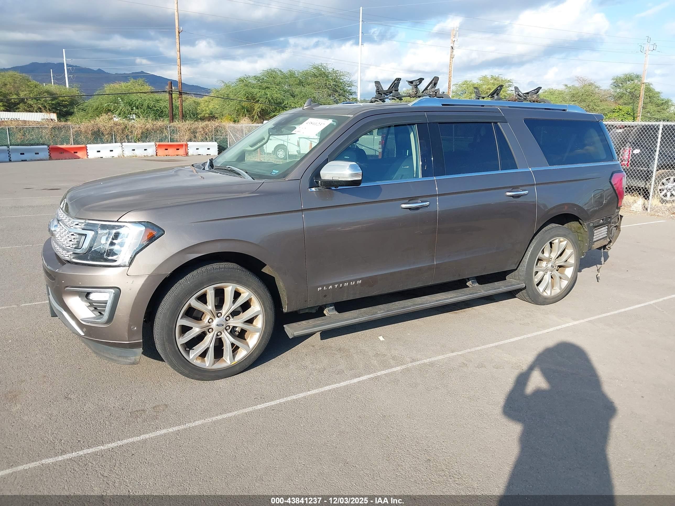FORD EXPEDITION image 2
