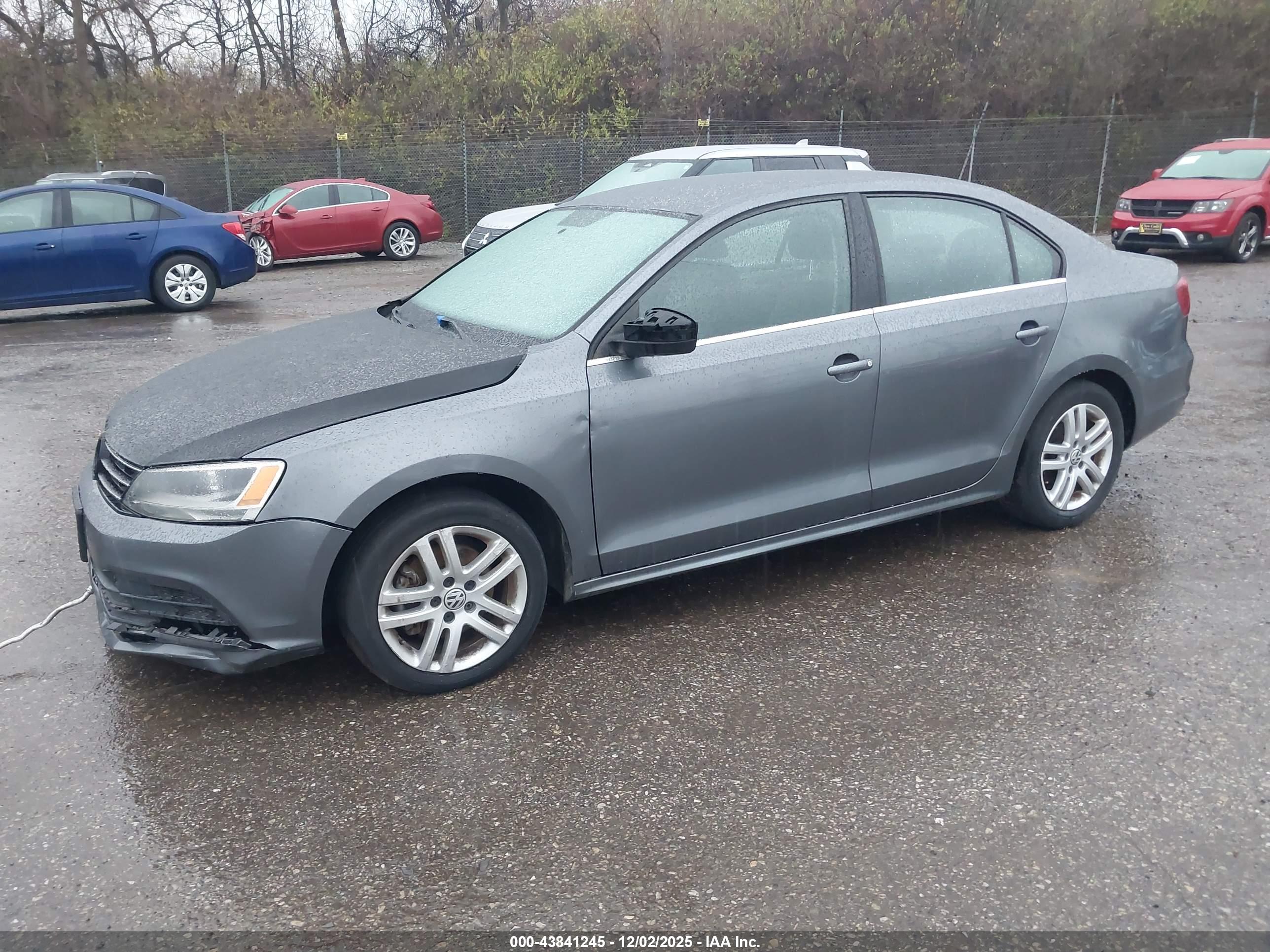 VOLKSWAGEN JETTA image 2