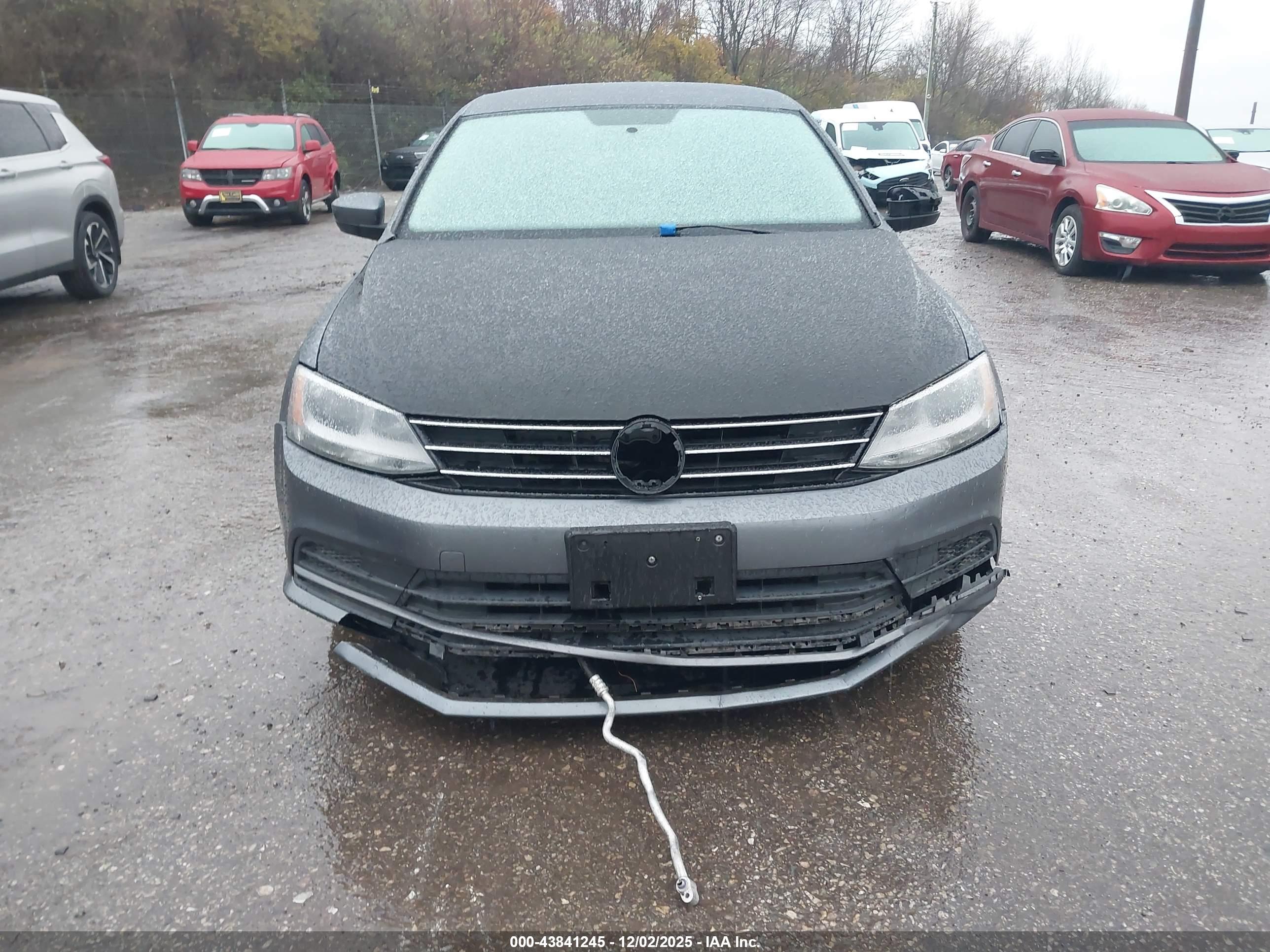 VOLKSWAGEN JETTA image 6