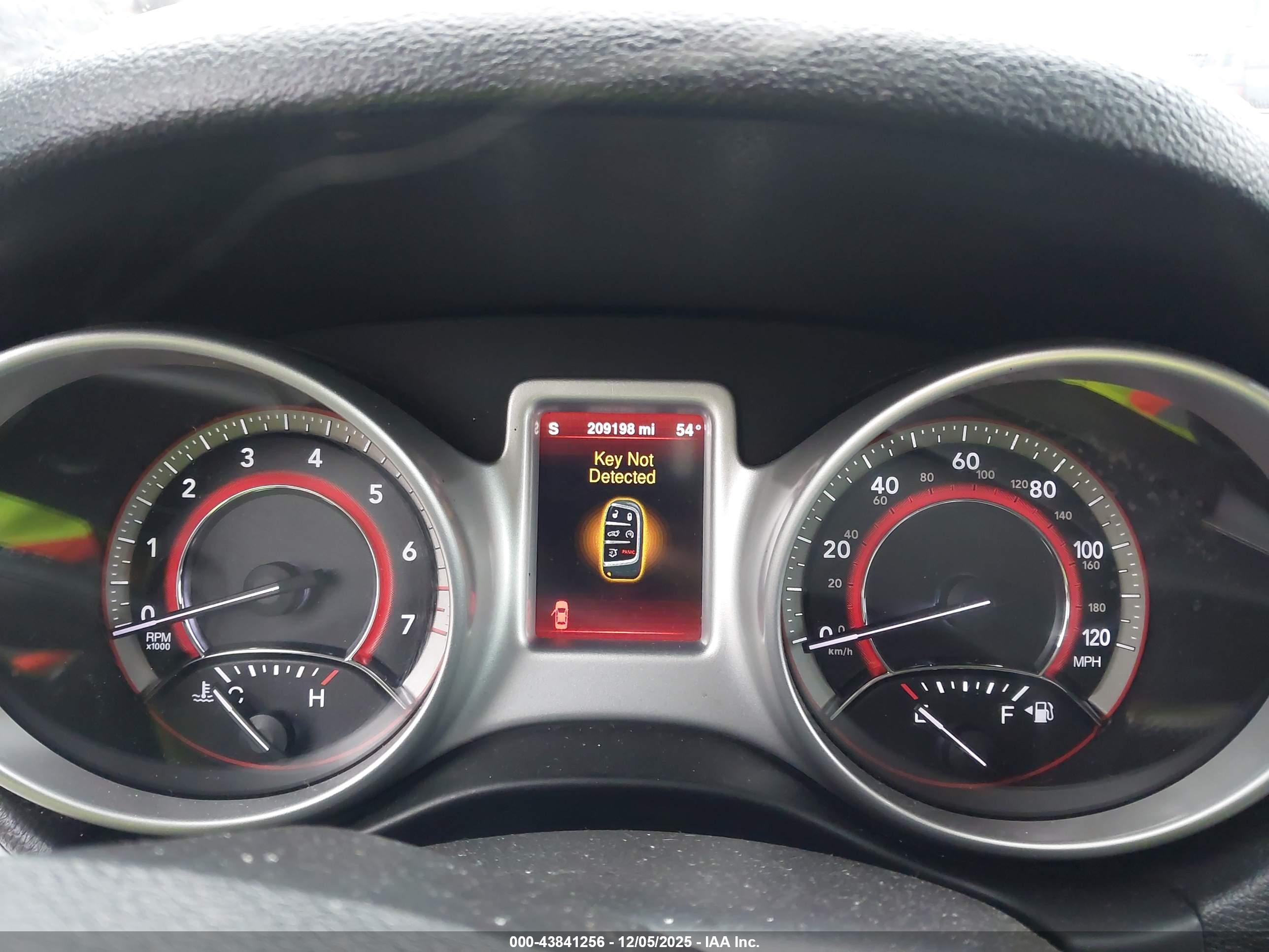 DODGE JOURNEY image 7