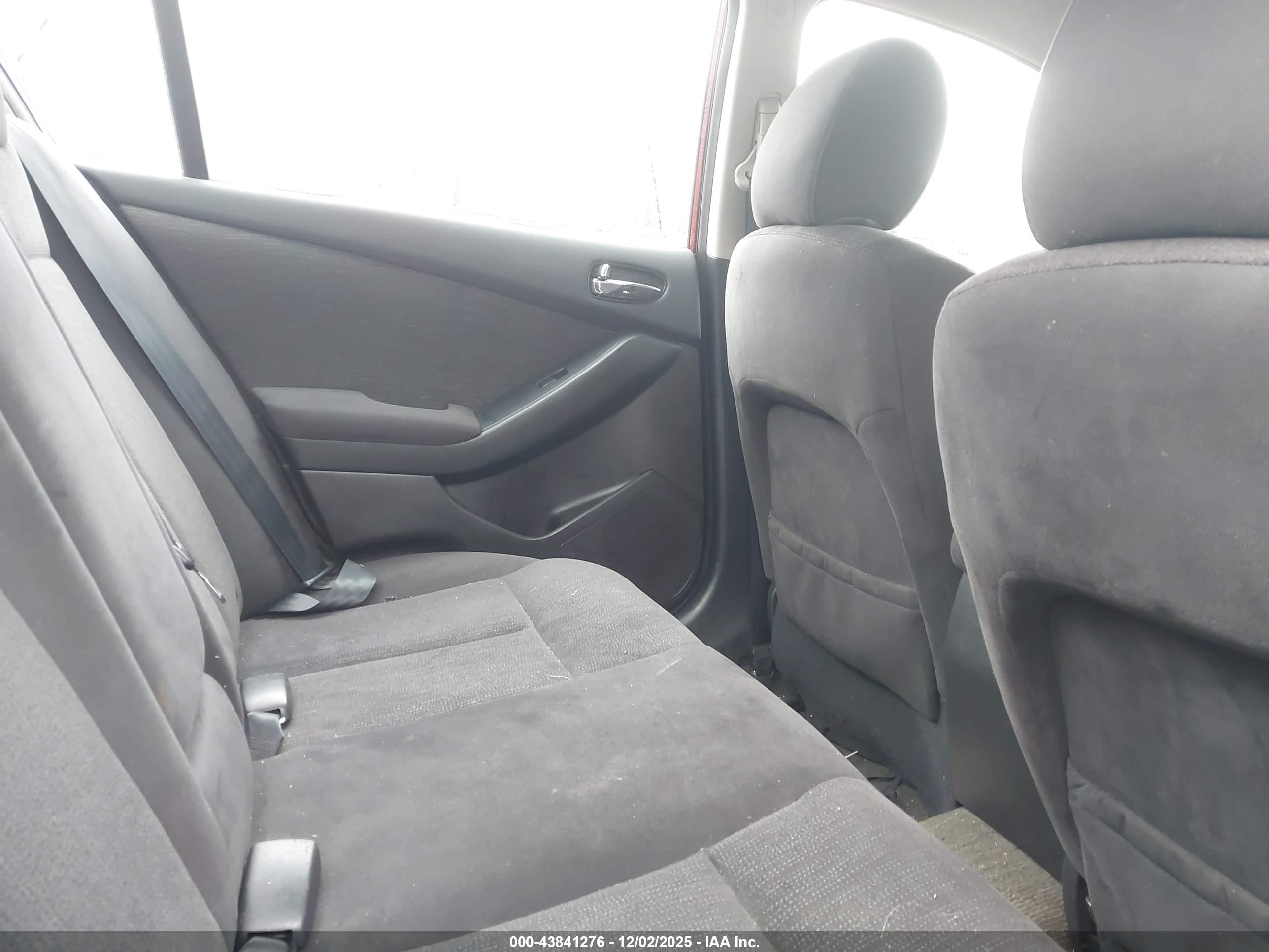NISSAN ALTIMA image 8