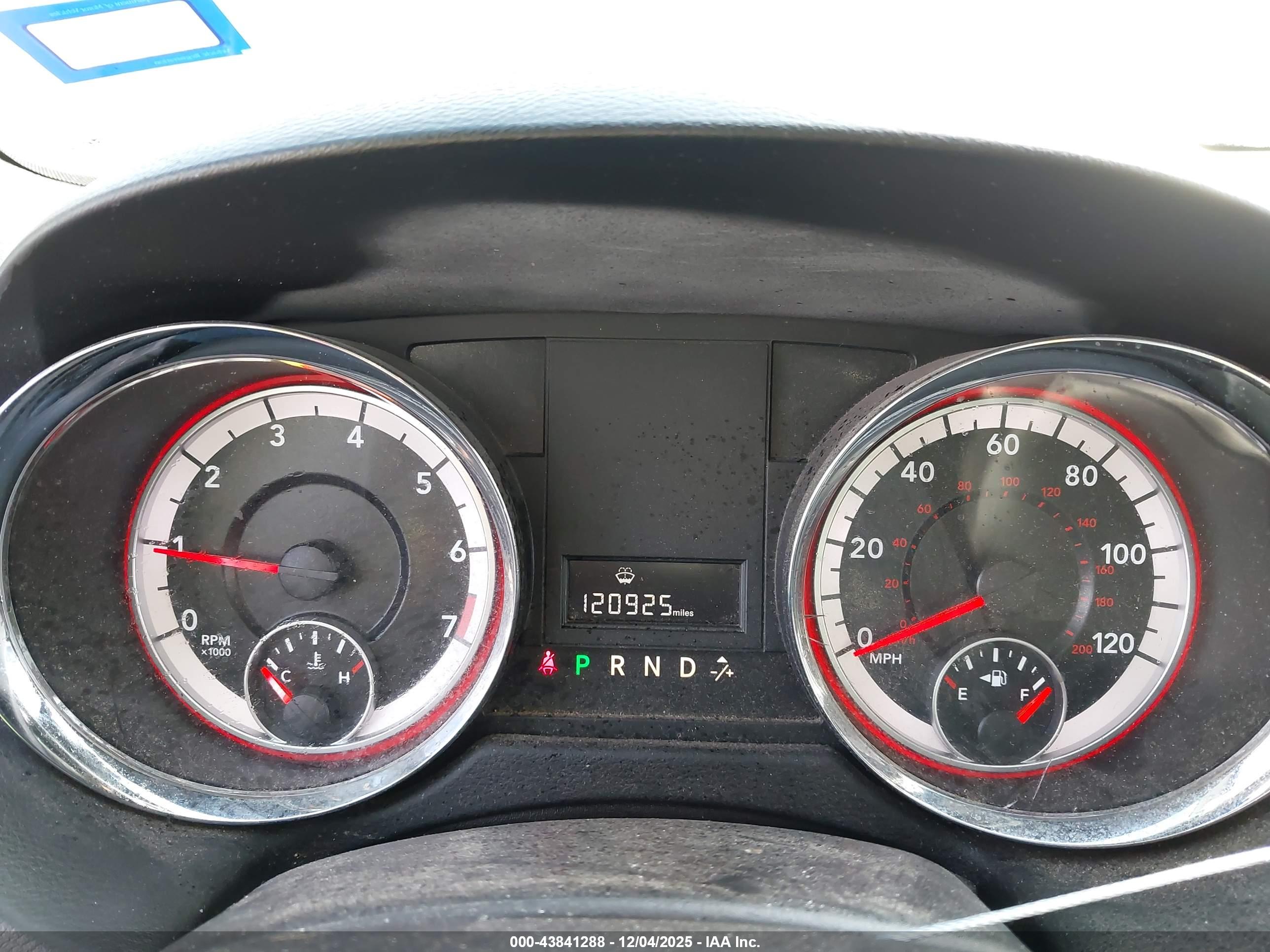 DODGE GRAND image 7