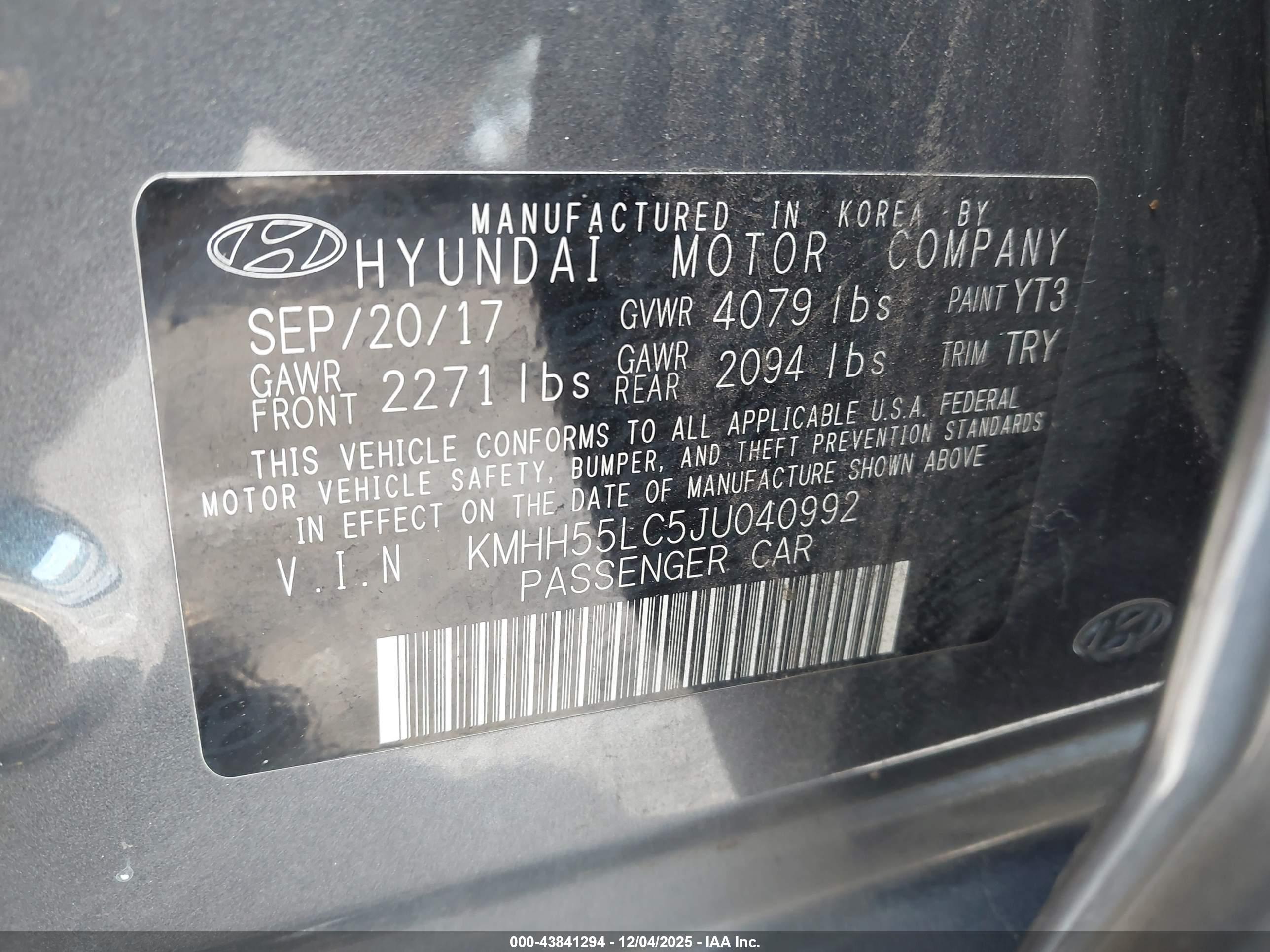 HYUNDAI ELANTRA image 9