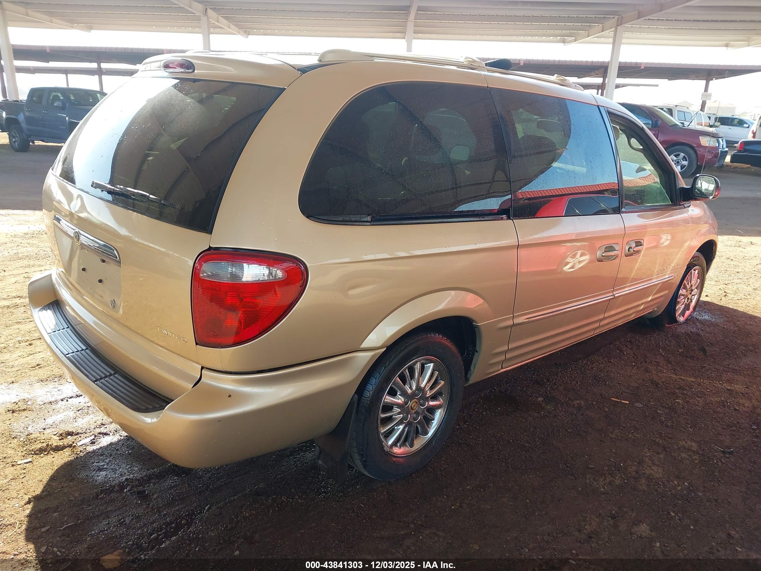 CHRYSLER TOWN image 4