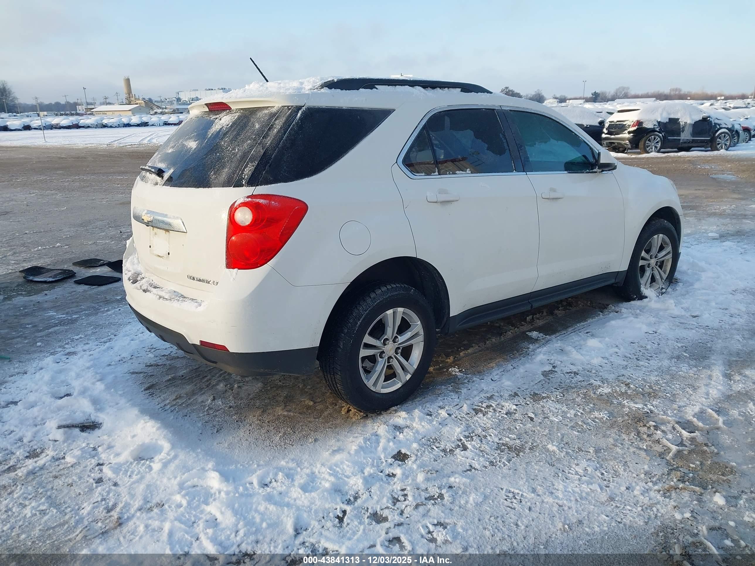 CHEVROLET EQUINOX image 4