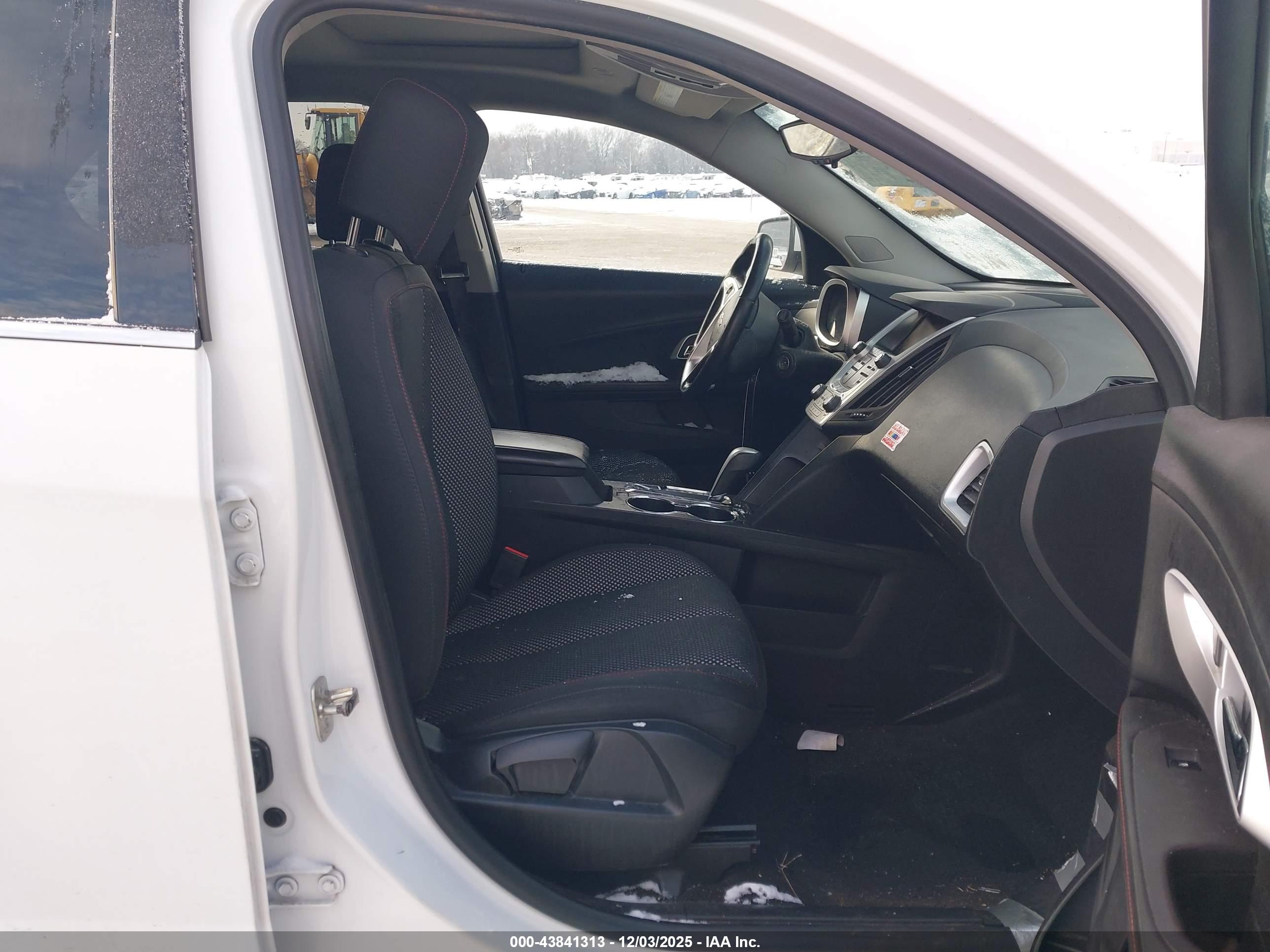 CHEVROLET EQUINOX image 5
