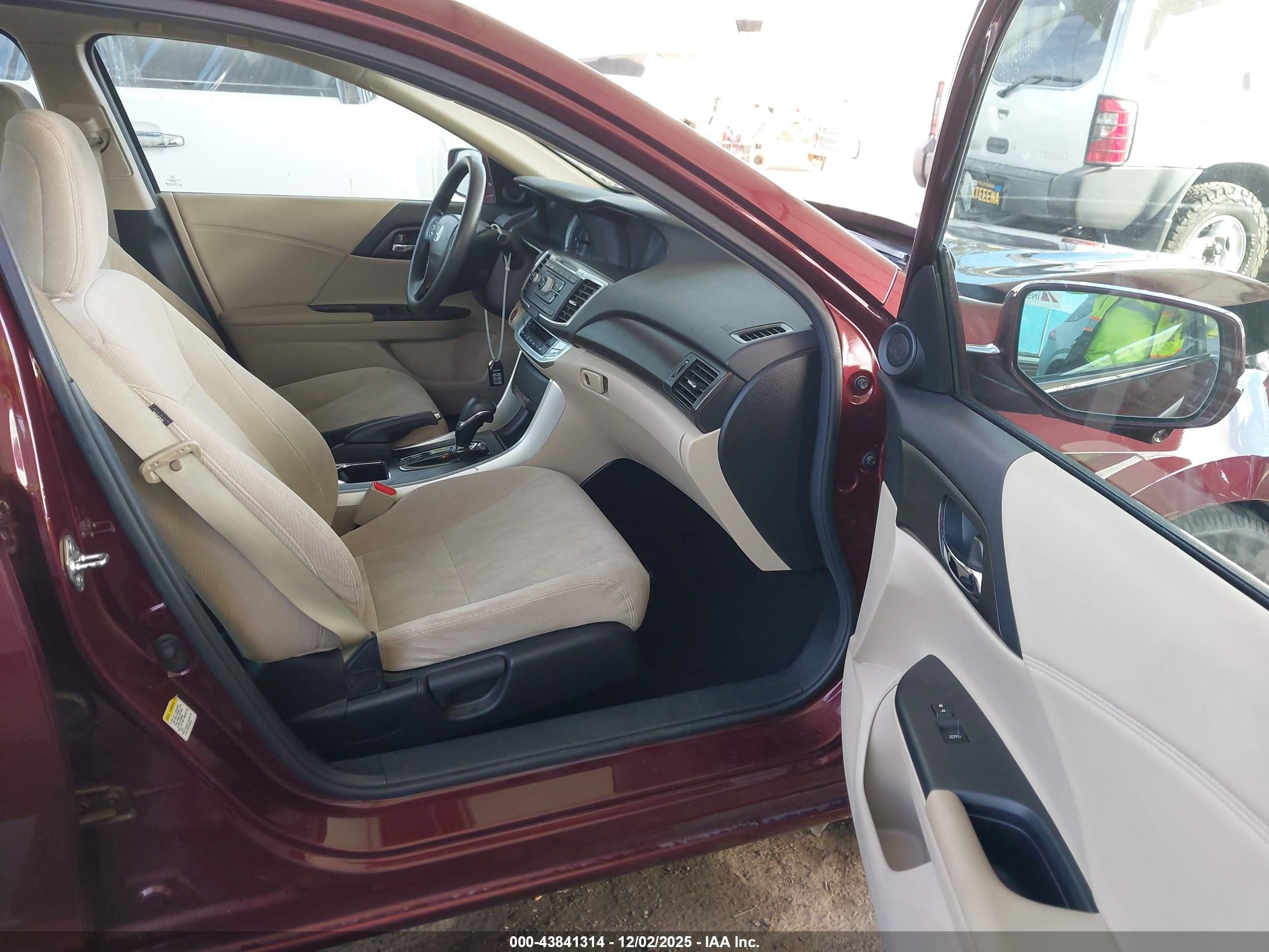 HONDA ACCORD image 5
