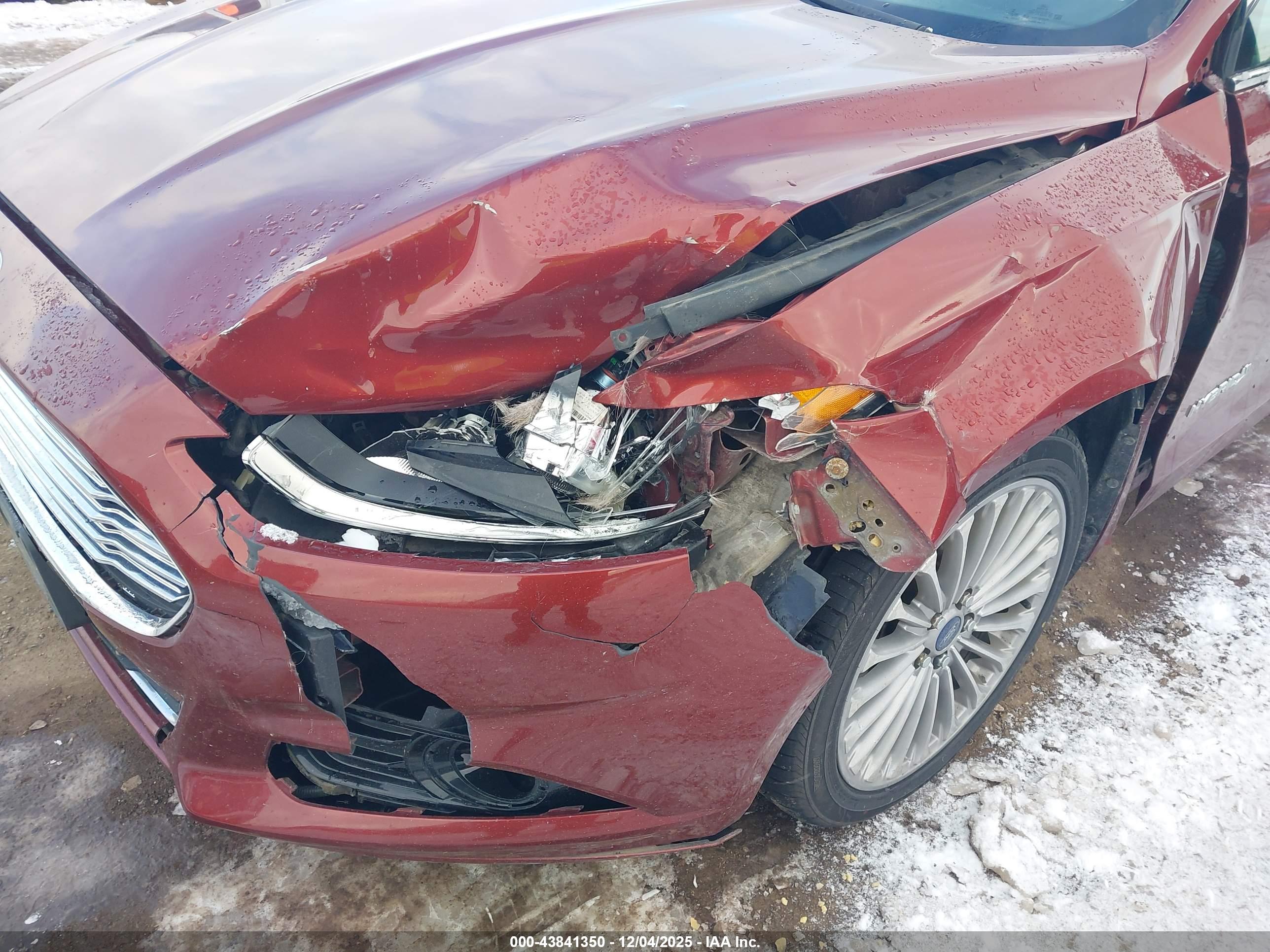 FORD FUSION image 6