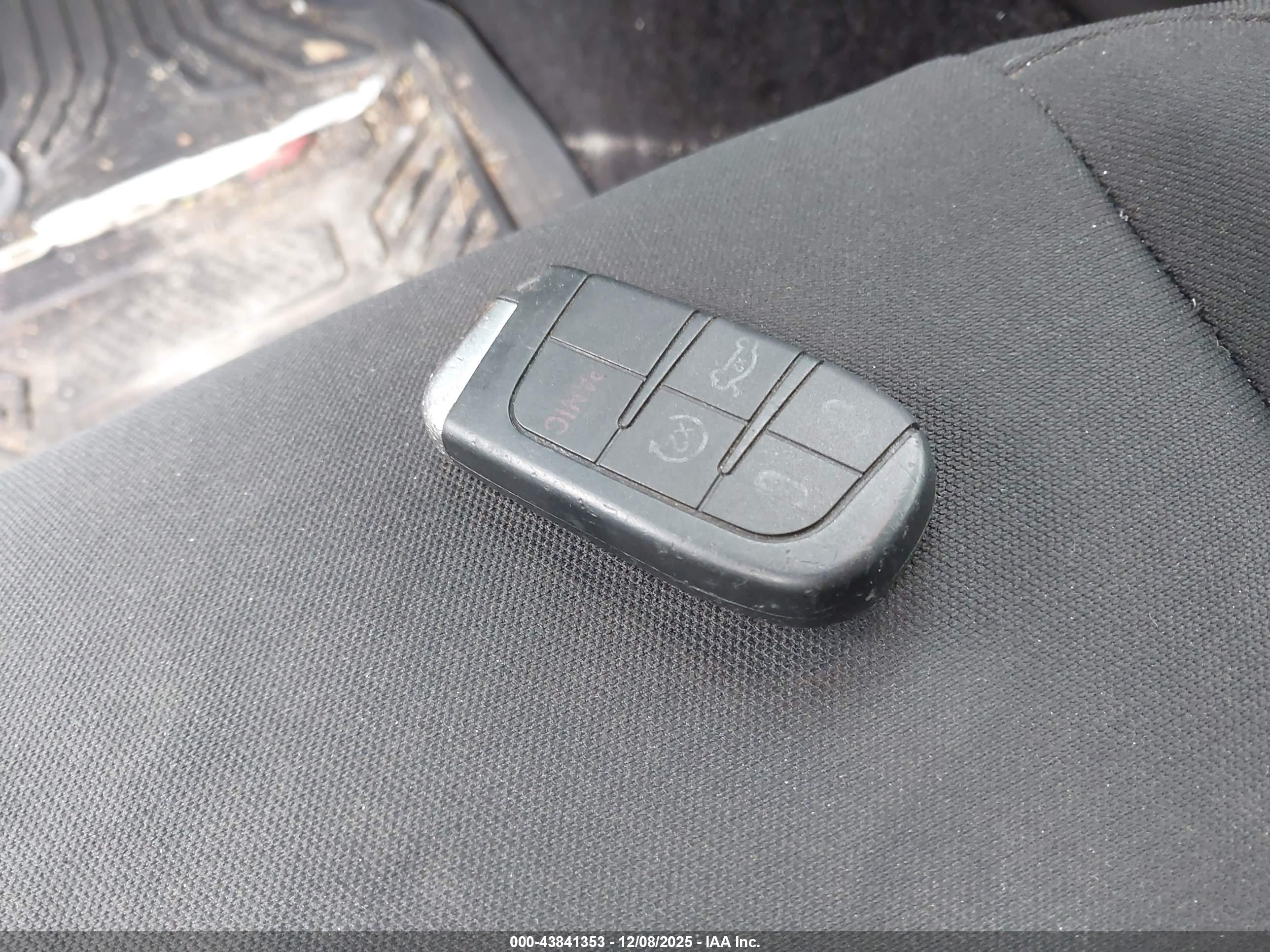 DODGE CHALLENGER image 11