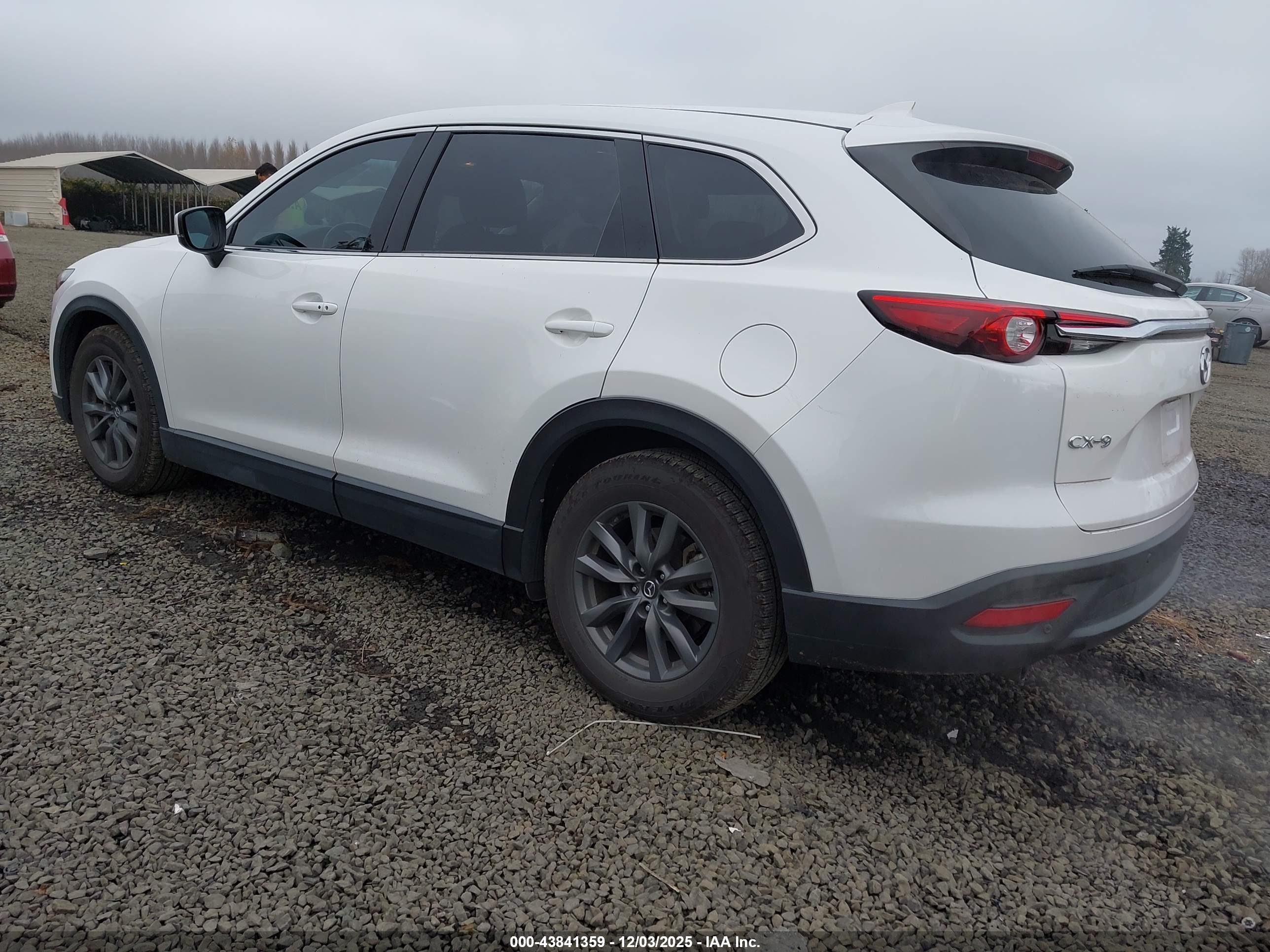 MAZDA CX-9 image 3