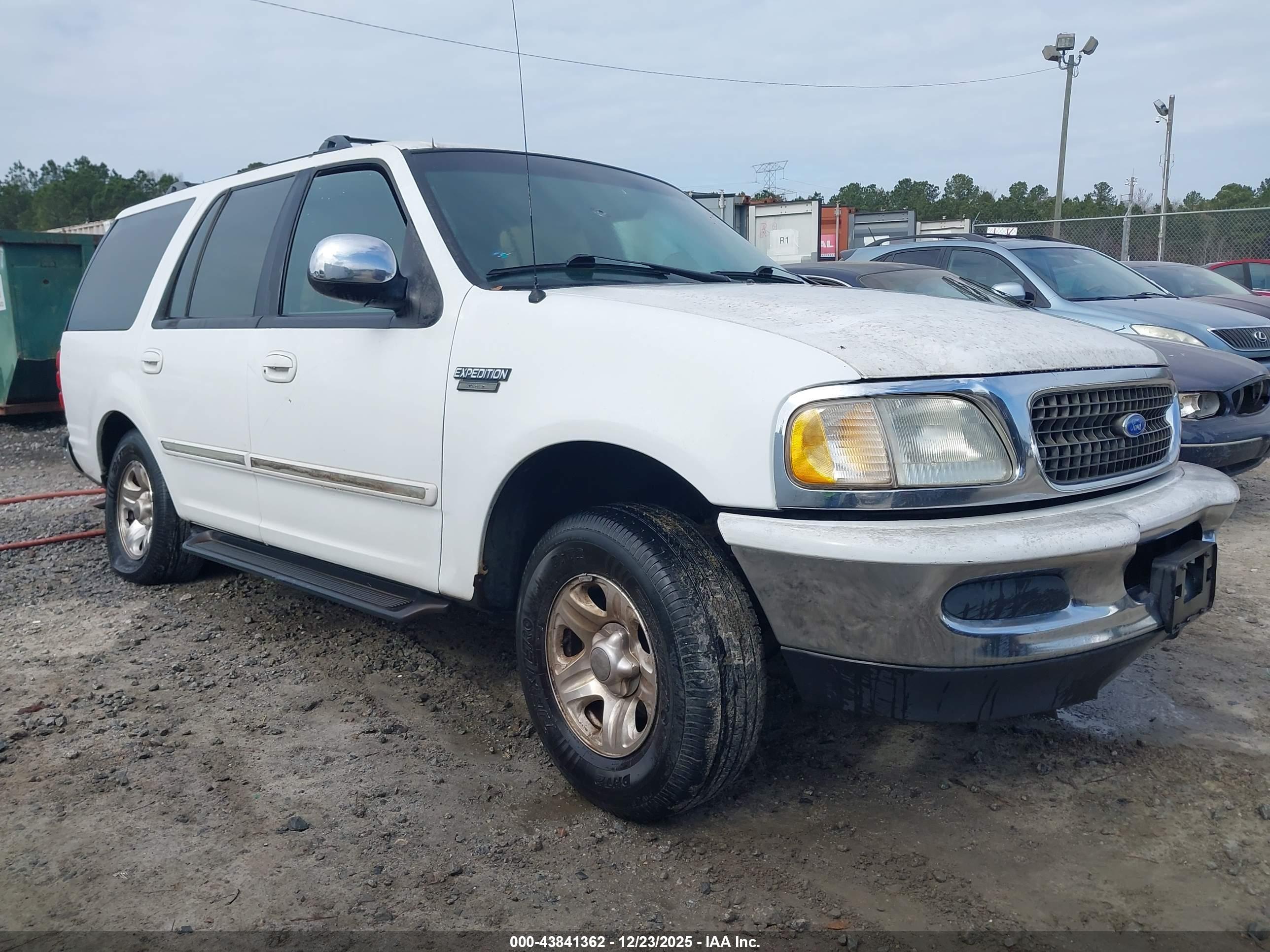 FORD EXPEDITION image 5