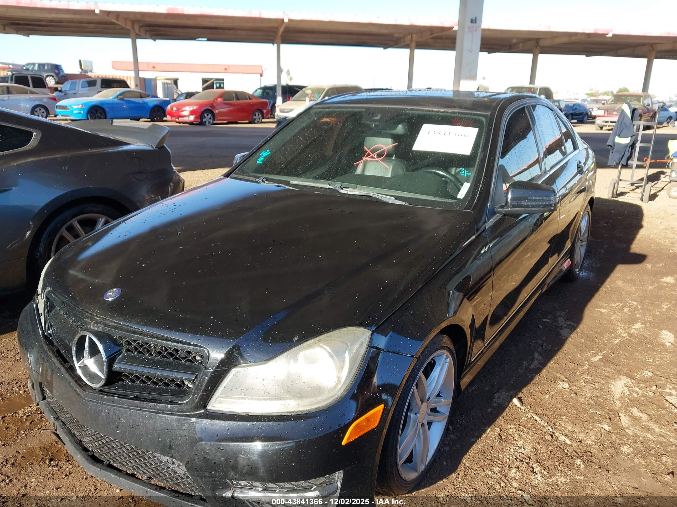 MERCEDES-BENZ C image 2