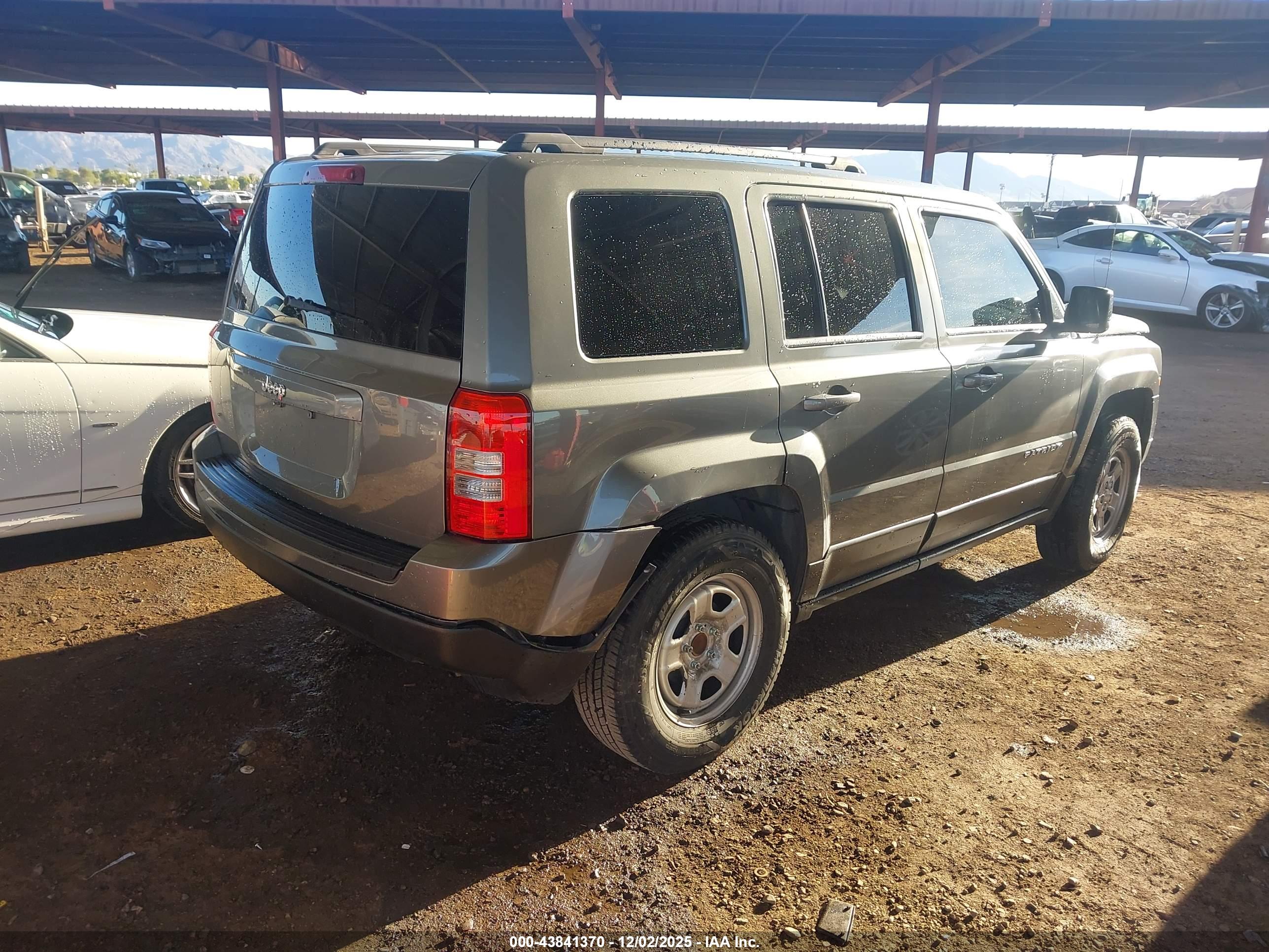 JEEP PATRIOT image 4